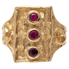 Vintage 14k Gold Free Form Rectangular Ruby Set Ring With Melted Patterning, Size 7.75