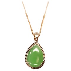 14k Gold Echte grüne Apfel-Jade-Halskette mit tropfenförmigem Diamantschliff-Anhänger