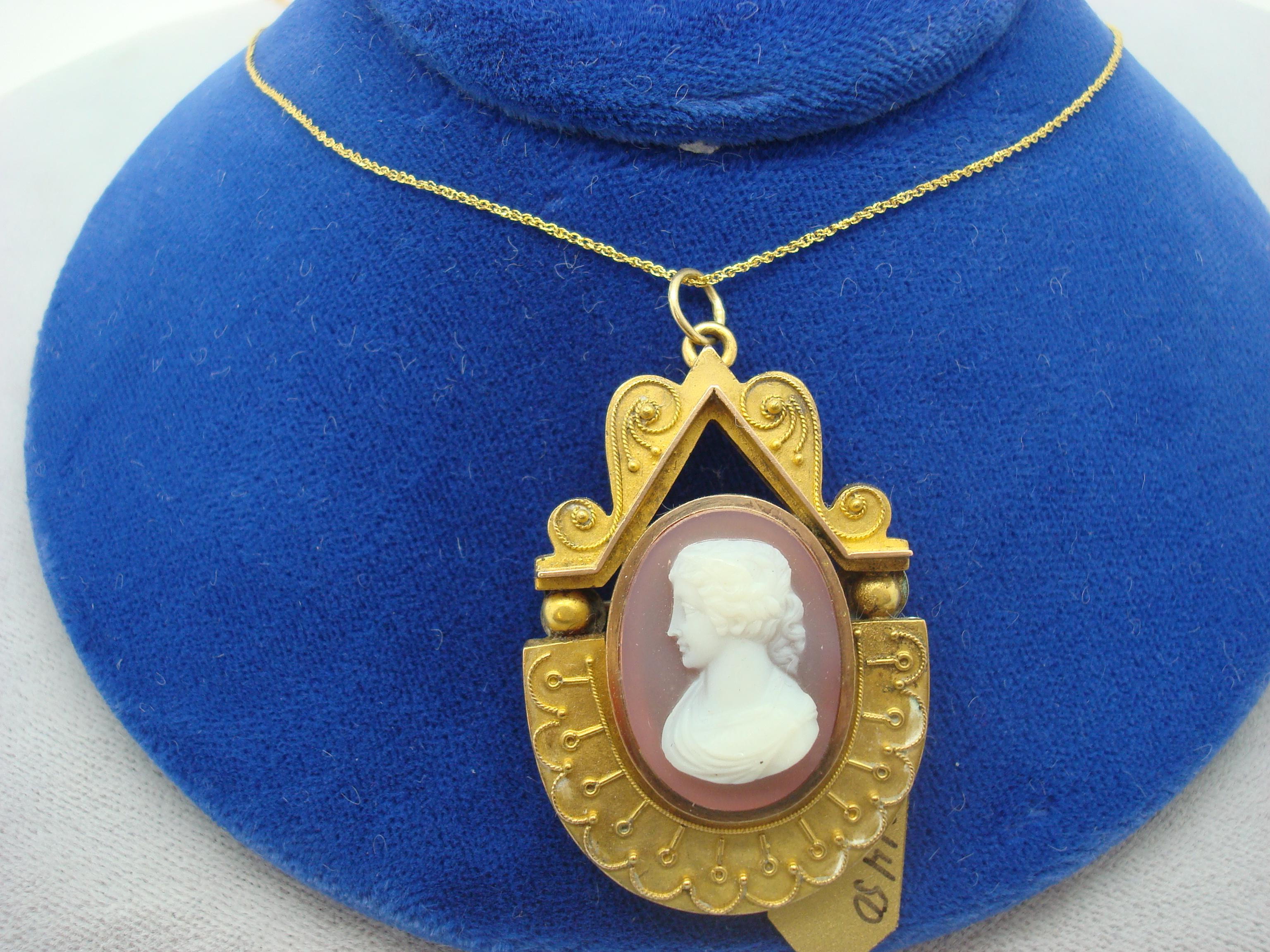 Victorian 14k Gold Genuine Natural Stone Cameo Pendant and Earrings Set '#1040'