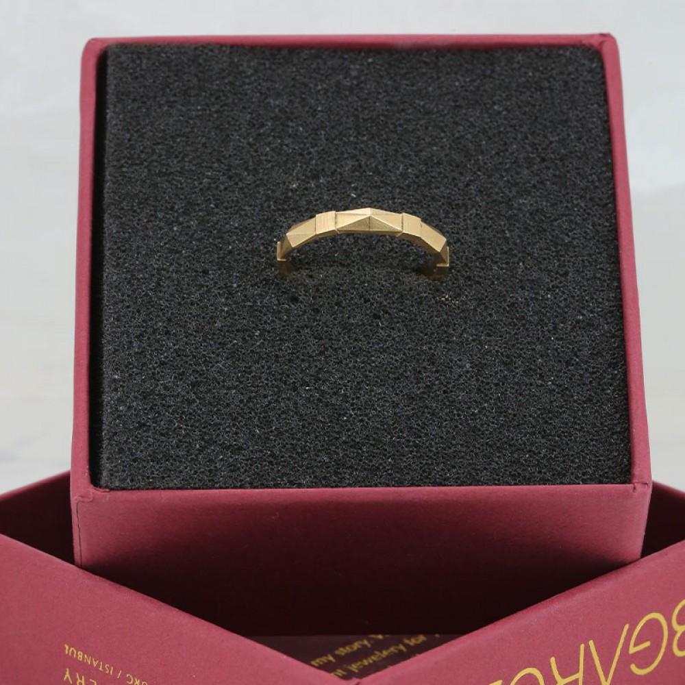For Sale:  14K Gold Geometrical Vingate Style Wedding Band Ring 4