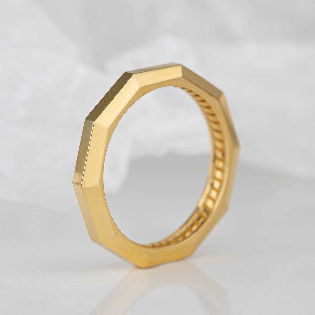 For Sale:  14K Gold Geometrical Wedding Band for Men and Women 3