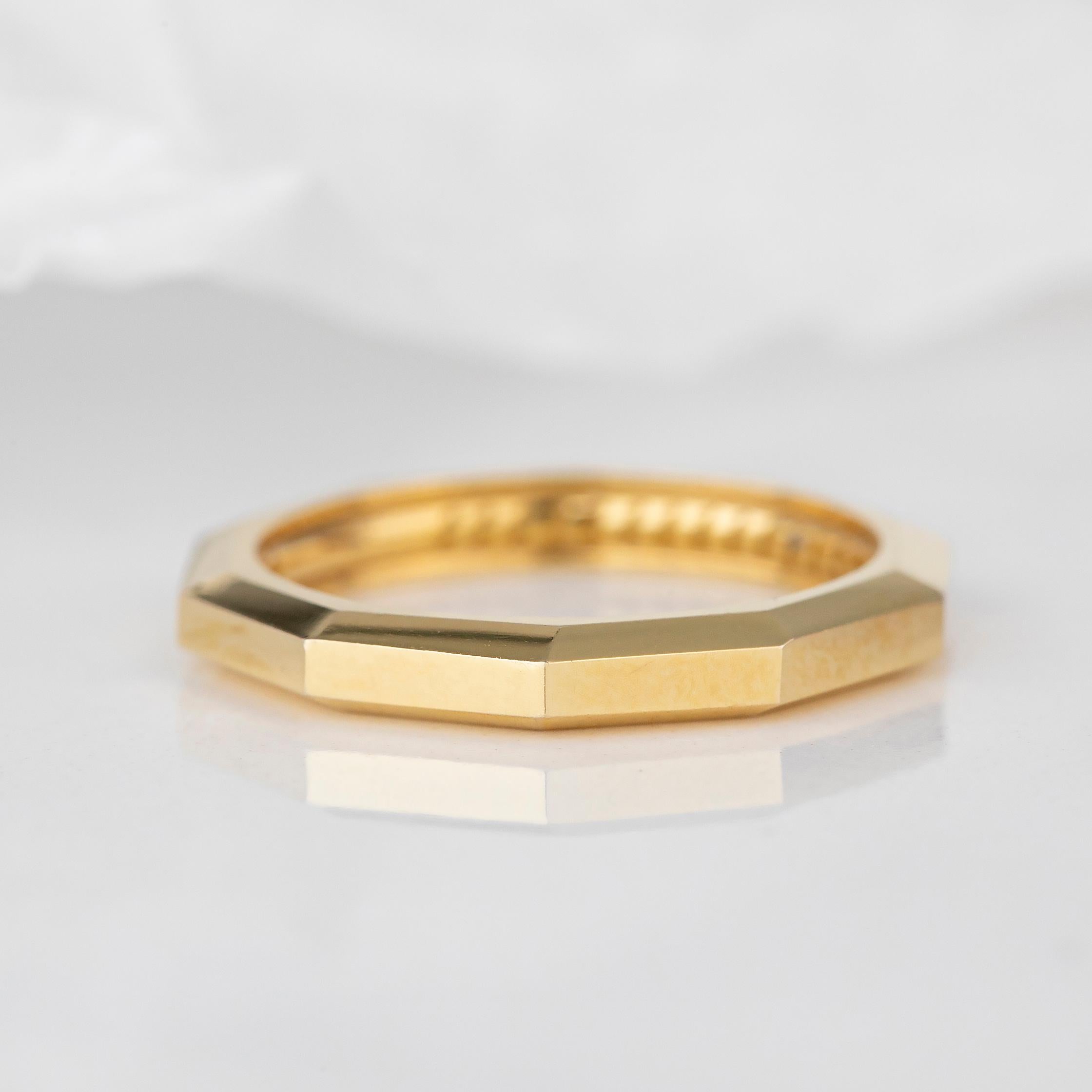 For Sale:  14K Gold Geometrical Wedding Band for Men and Women 4