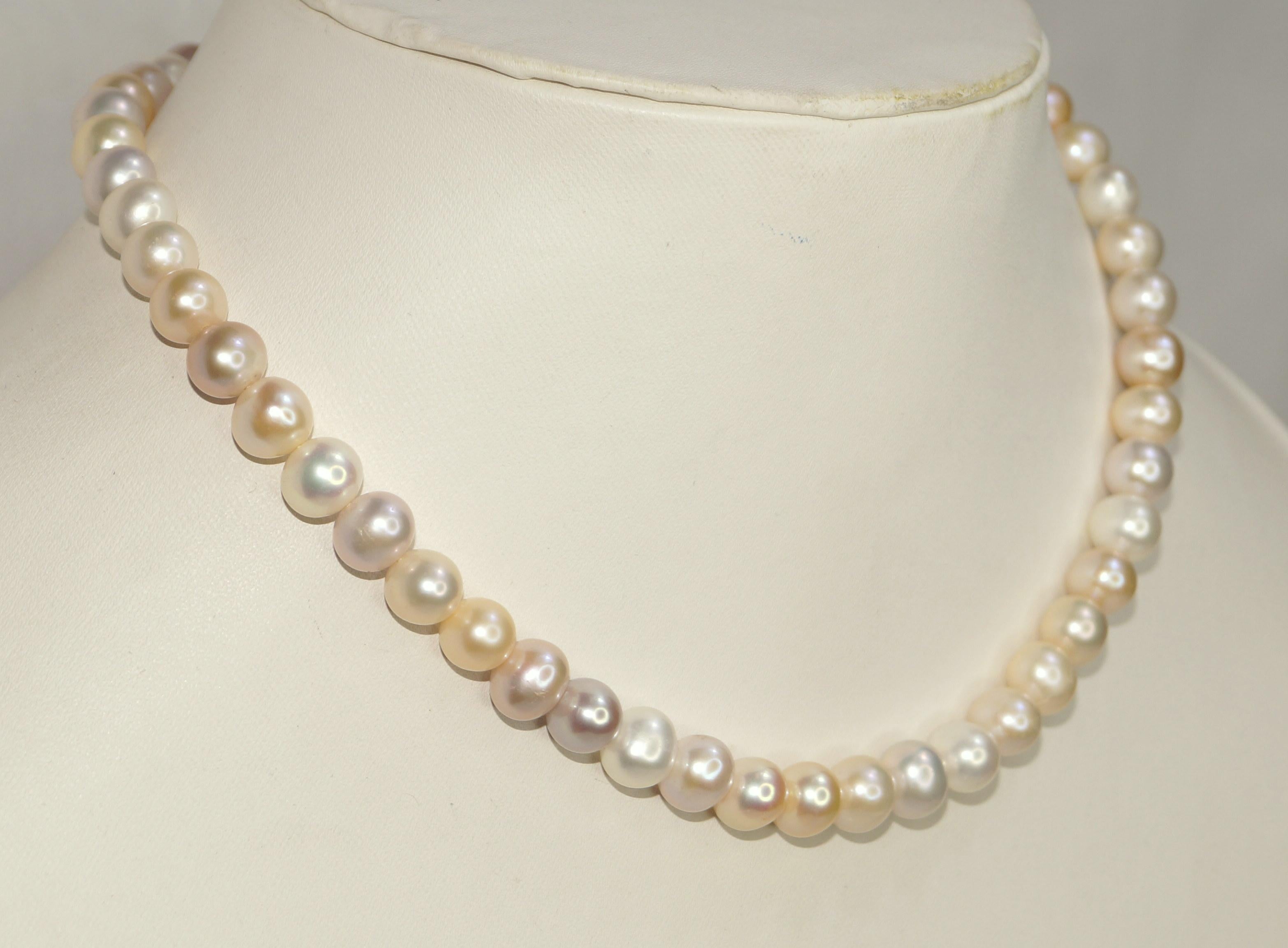 14k Gold Golden Cream mix Pearl necklace 14mm Freshwater Round Pearl necklace In New Condition In Delhi, DL