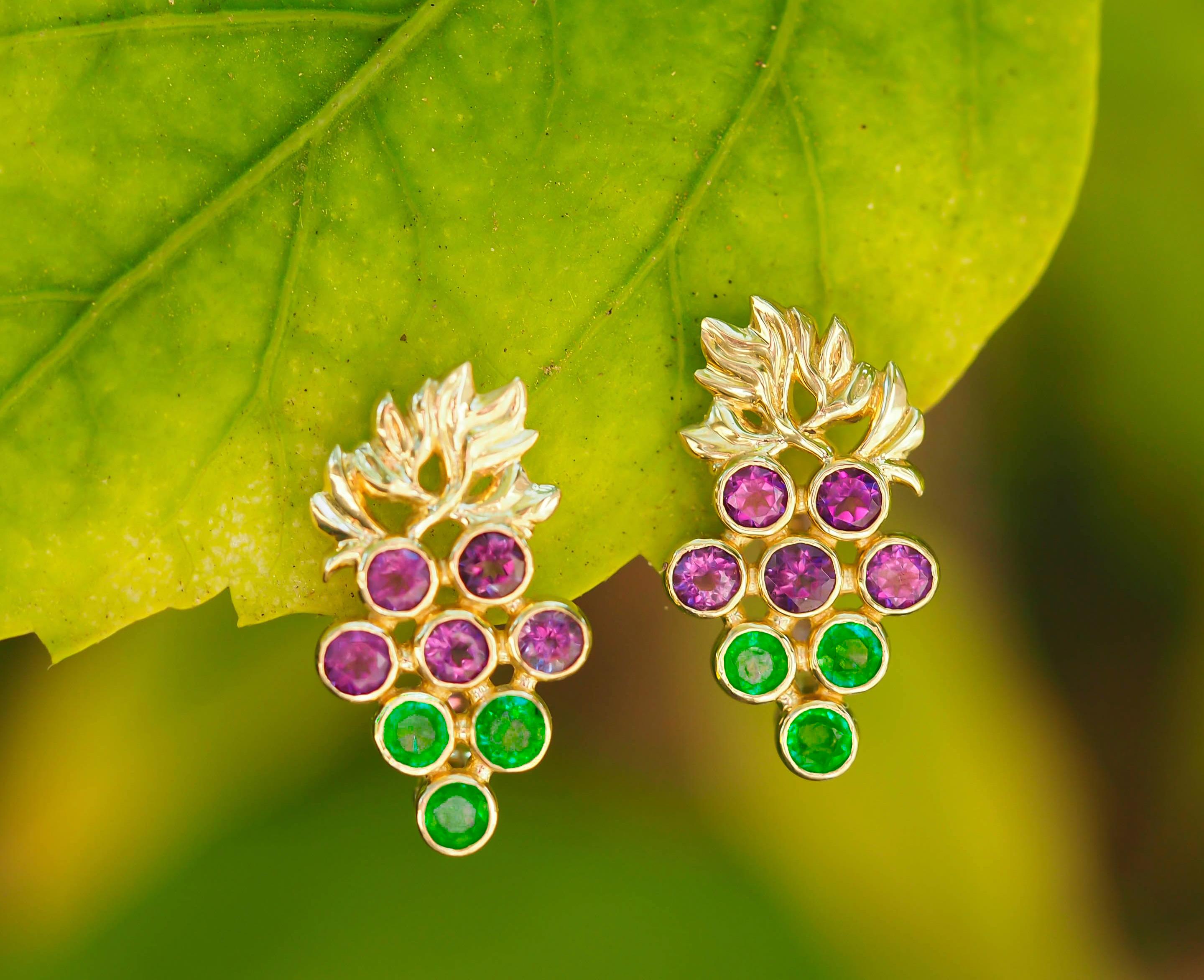 14k Gold Grape Earrings with Emeralds and Amethysts For Sale 7