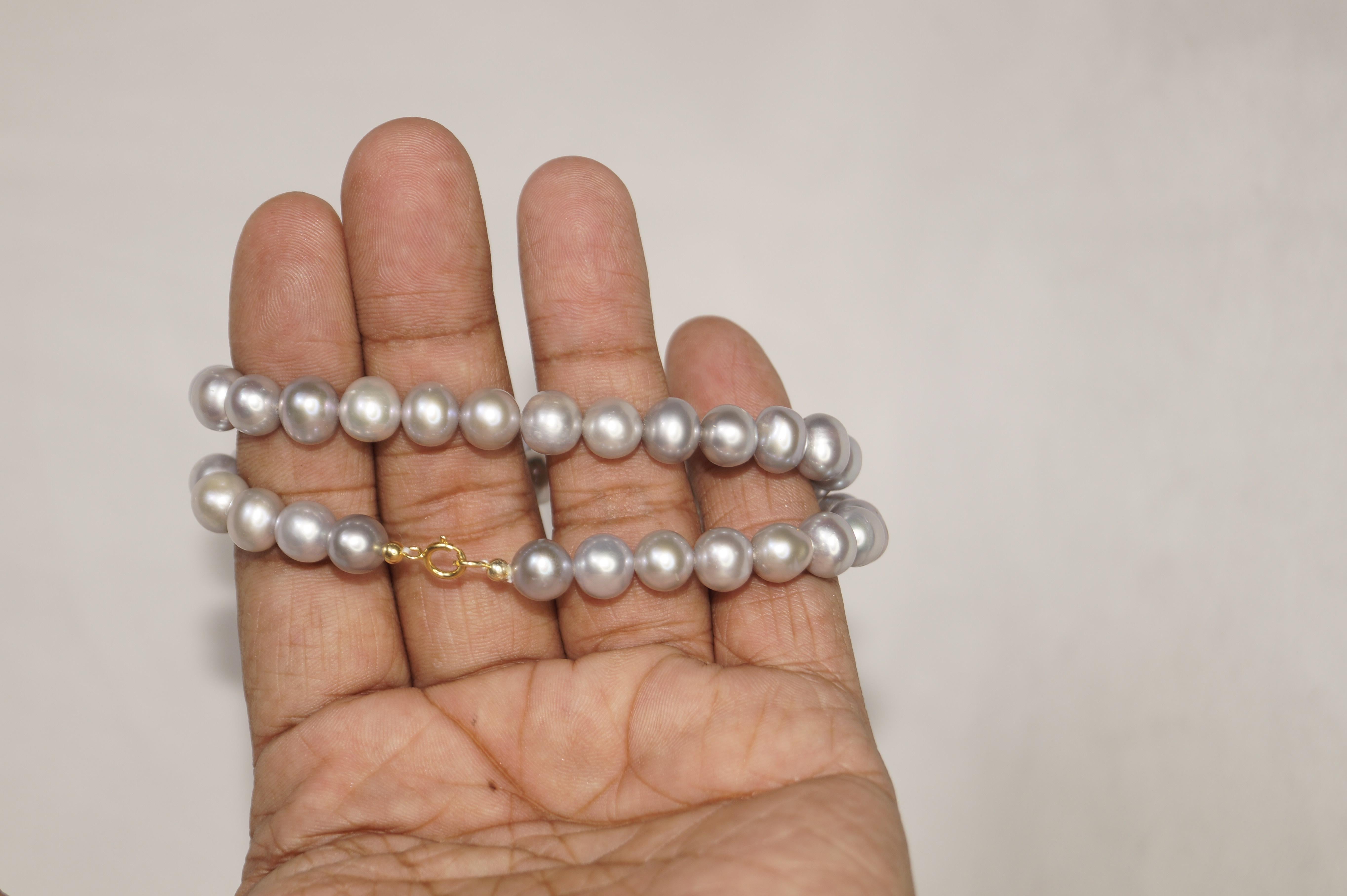 Solid 14k Gold Grey Pearl necklace 8.5mm Natural Light Grey Pearl necklace For Sale 4