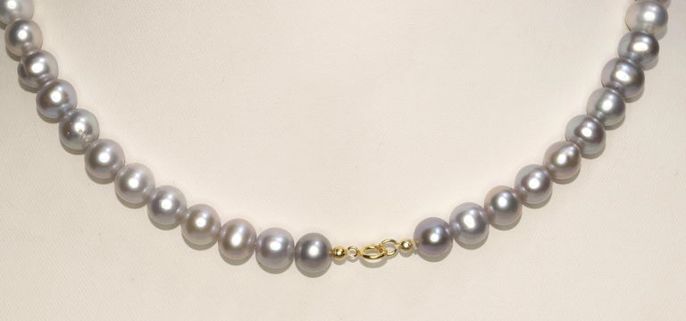 14k Gold Graue Perlenkette 8,5 mm natürliche Süßwasser hellgraue Perlenkette  im Angebot bei 1stDibs
