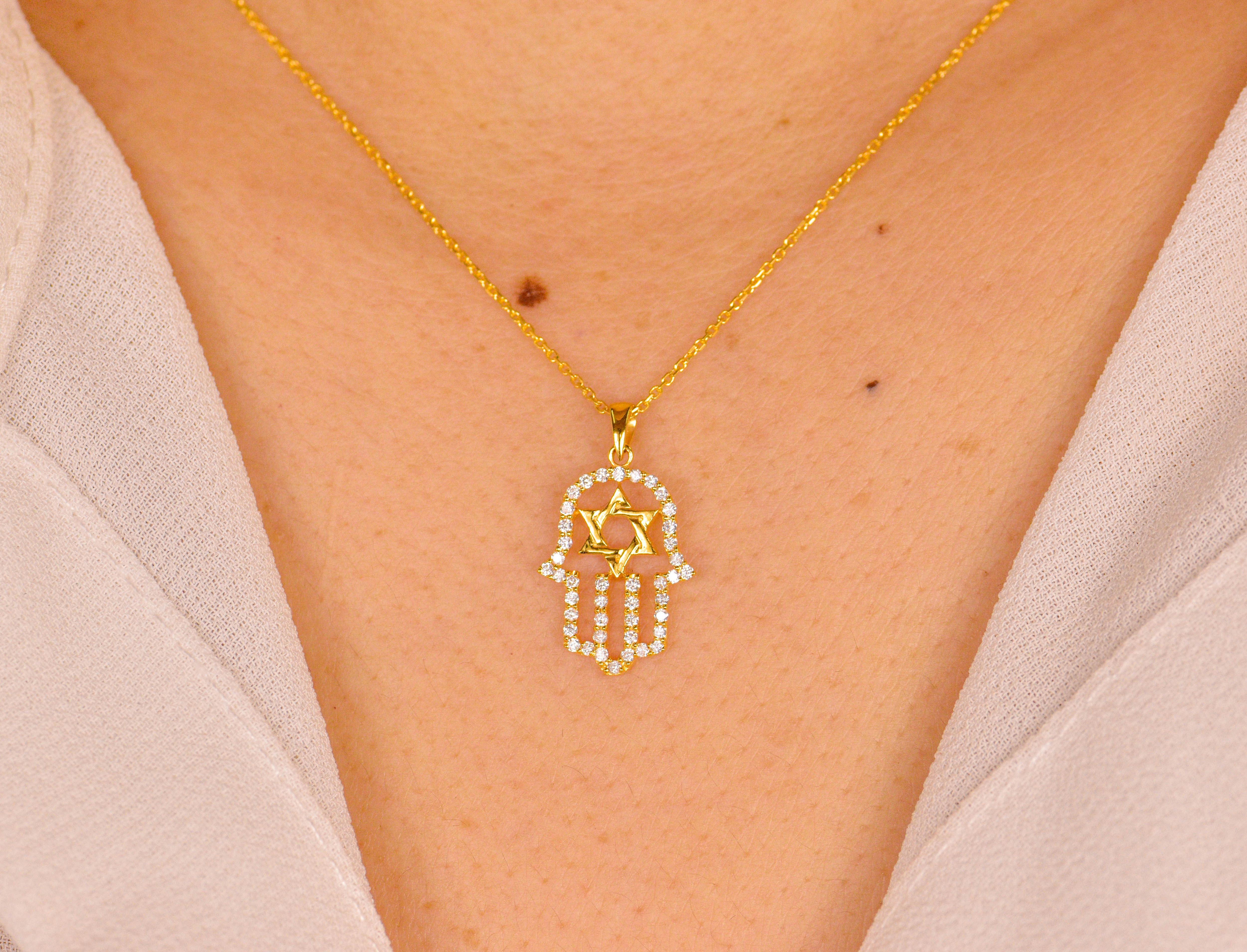 14k Gold Hamsa Hand Diamond Necklace Star of David Necklace For Sale 7