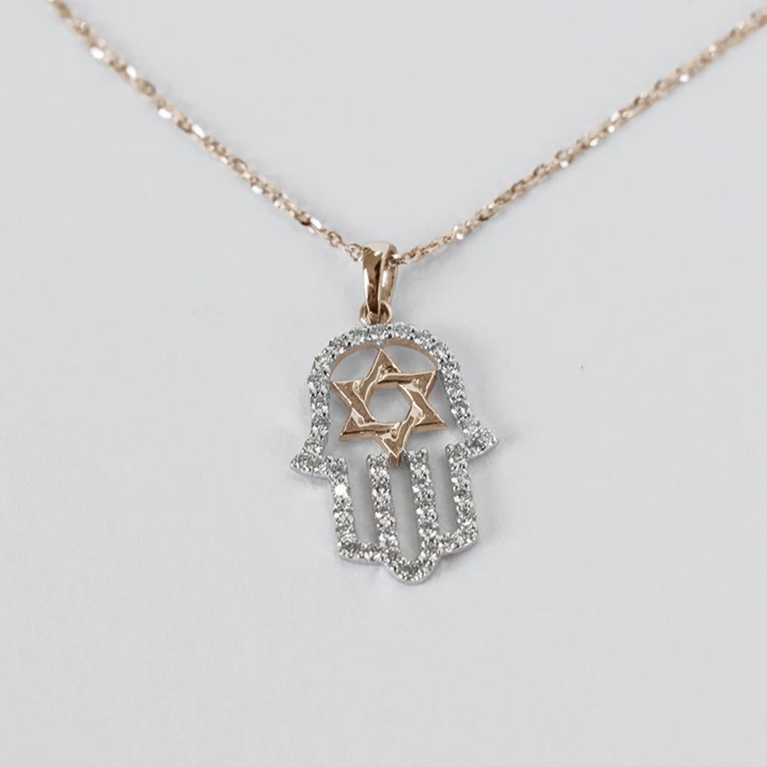 Hamsa Collier étoile de David en or 14 carats et diamants à la main Neuf - En vente à Bangkok, TH