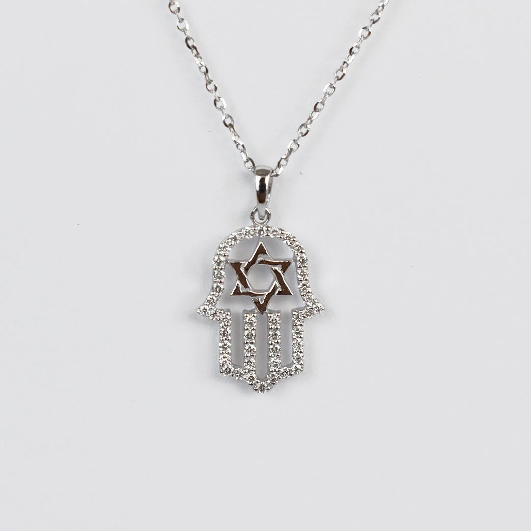 14k Gold Hamsa Hand Diamond Necklace Star of David Necklace In New Condition For Sale In Bangkok, TH