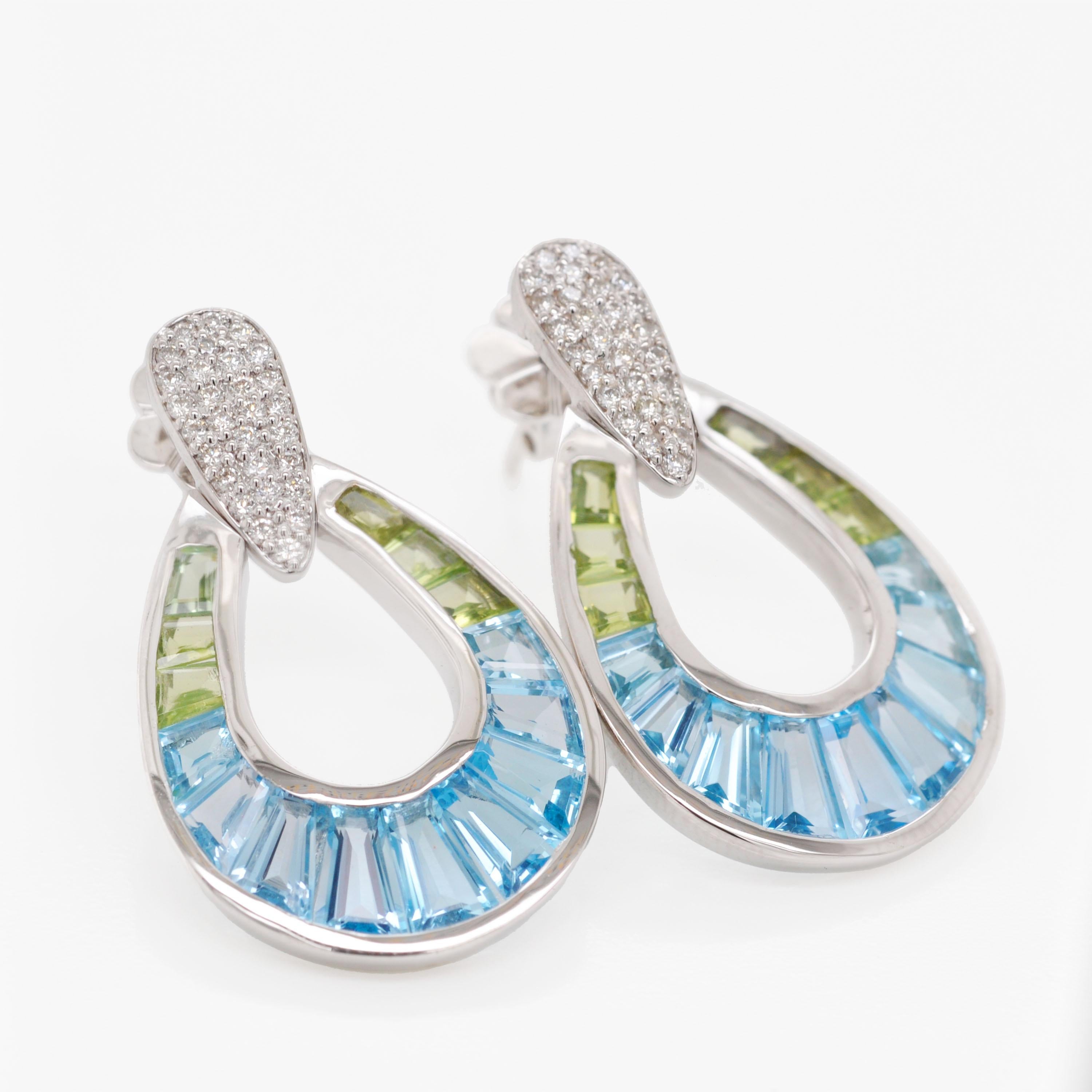 14K Gold Hand-Crafted Taper Baguette Blue Topaz Peridot Diamond Drop Earrings im Angebot 3