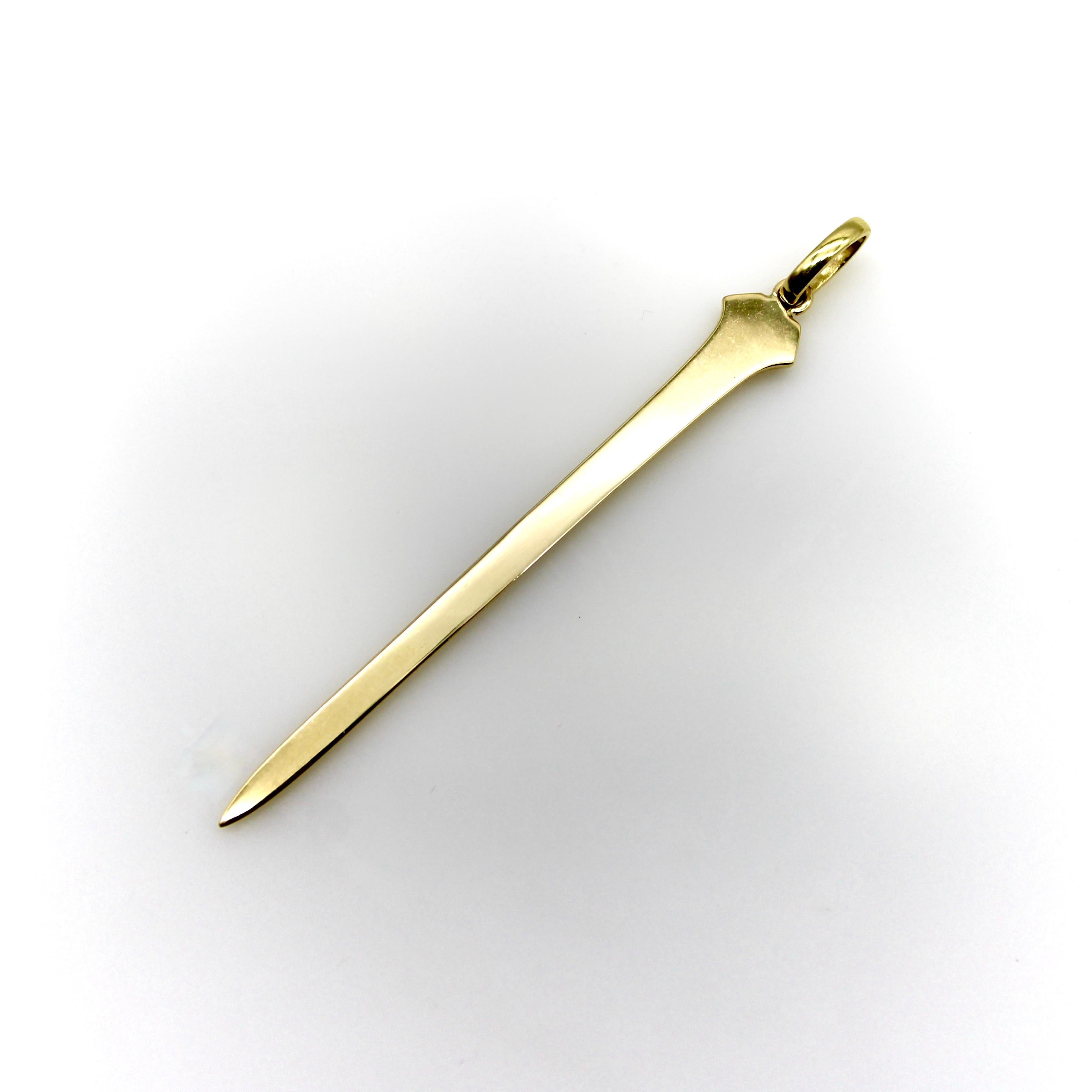 da uomo o donna Ciondolo con unghia fortunata incisa a mano in oro 14K e diamanti in vendita