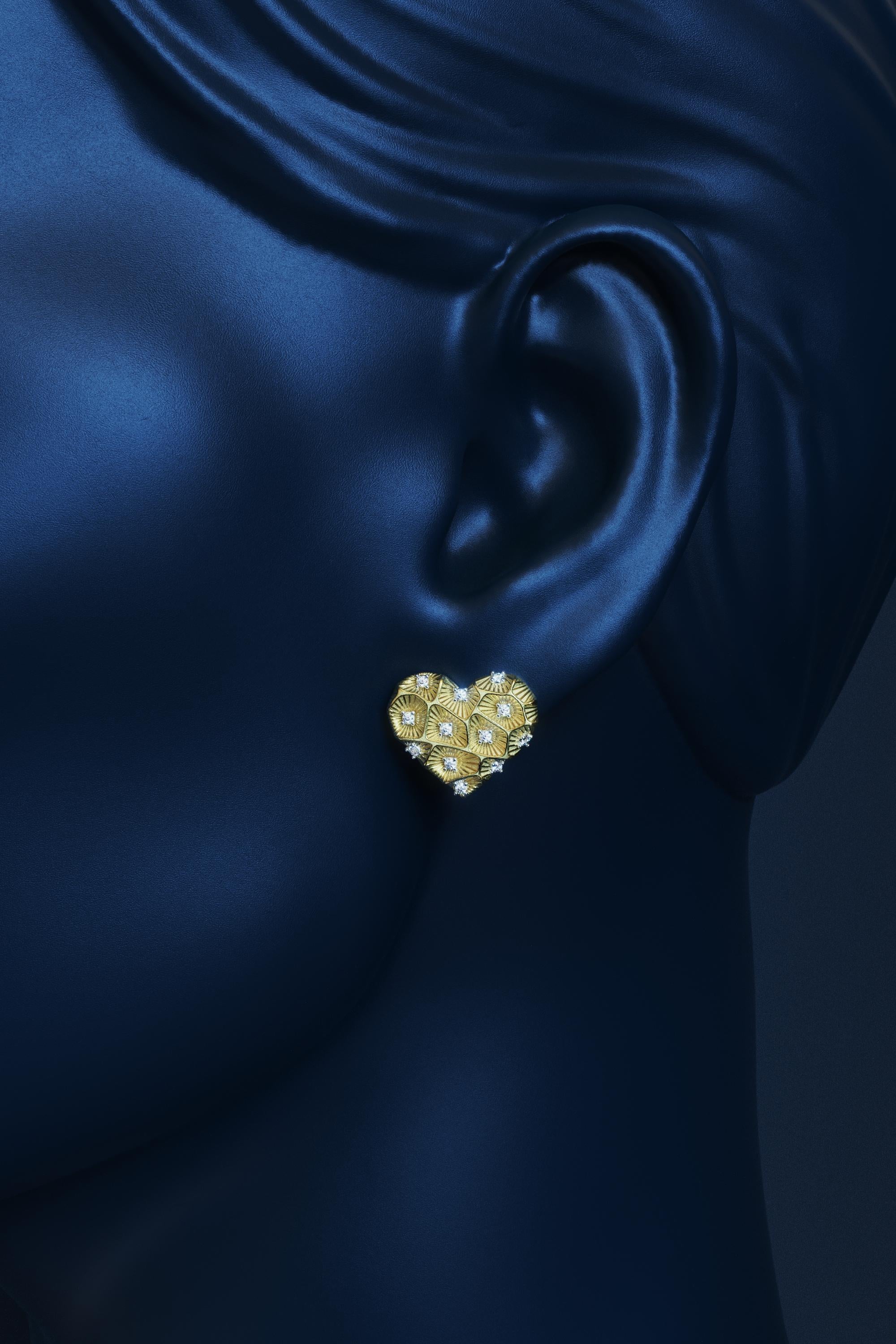14k Gold Heart Diamond Stud Earrings With Coral Texture - Italian Jewelry For Sale 6