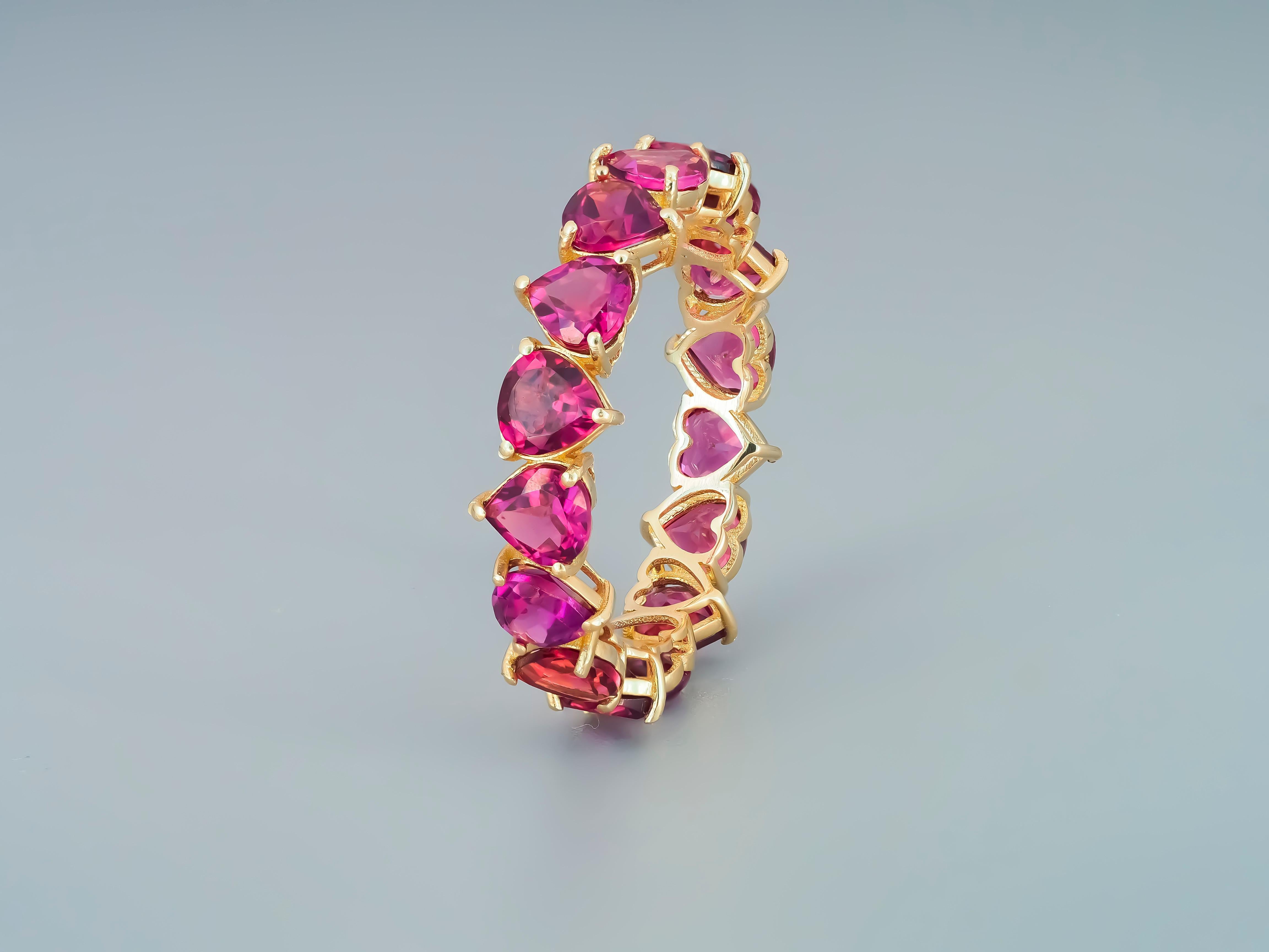 For Sale:  Heart garnet ring. 14k Gold Heart Eternity Ring with Heart Garnets! 3