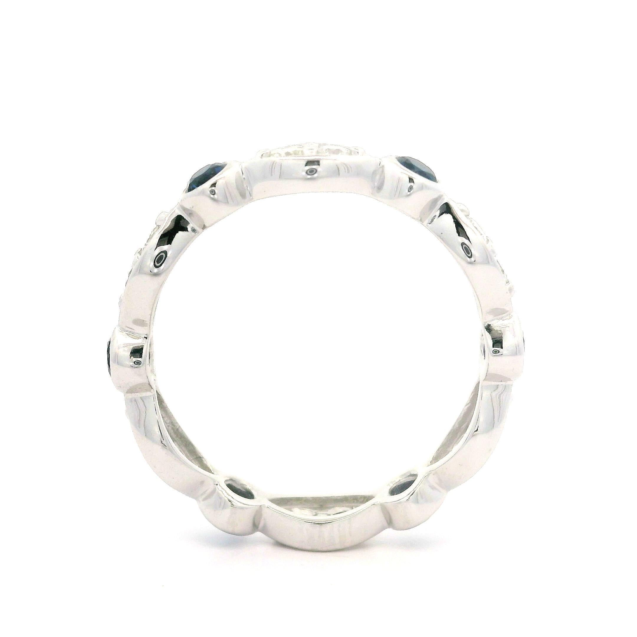 14k Gold High Quality 0,90ctw Lünette Saphir & Diamant Eternity-Ring Gr. 7 (Brillantschliff) im Angebot