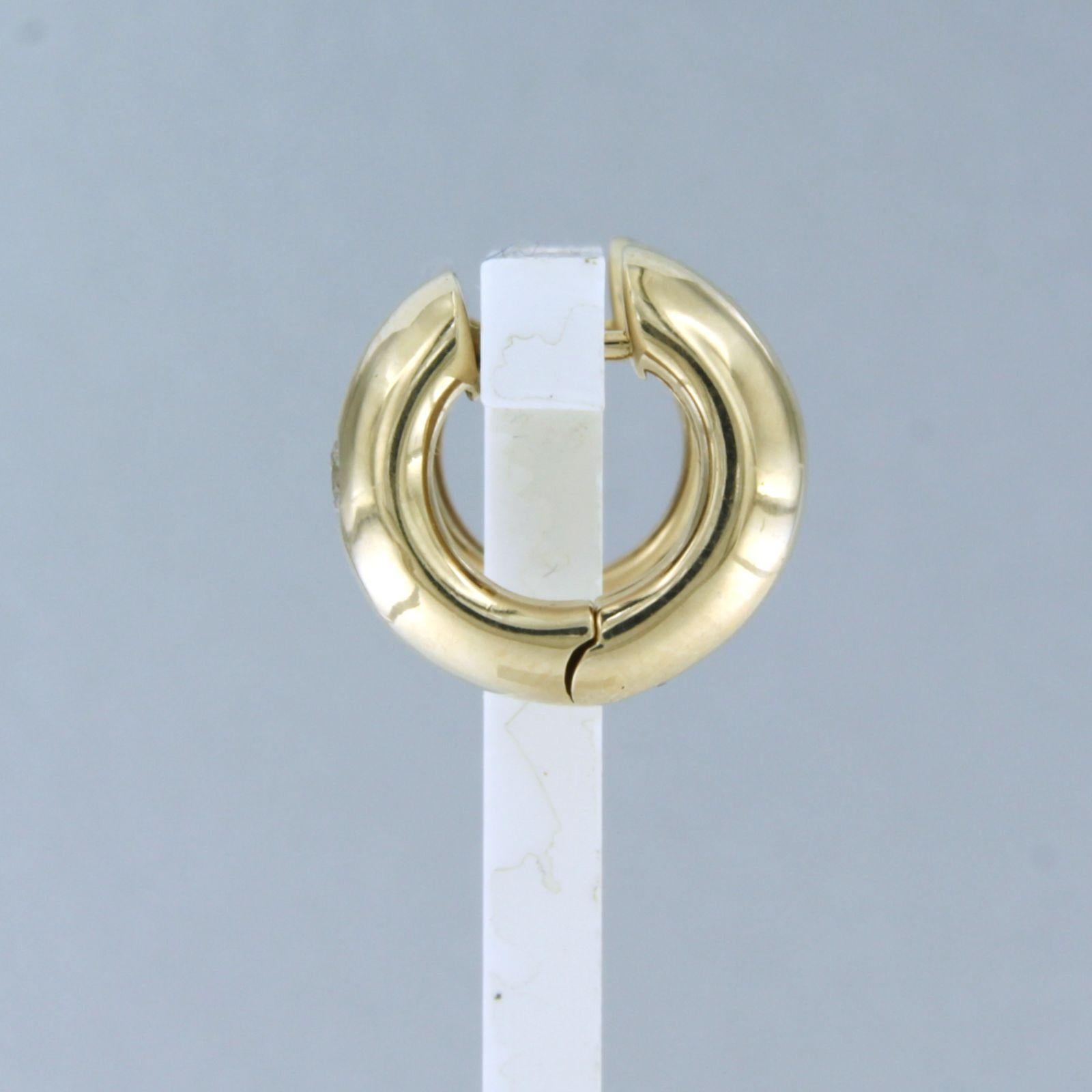 14 Karat Gold Creolen mit Diamanten im Brillantschliff bis zu 0,16 Karat 10,9 Gramm Damen im Angebot
