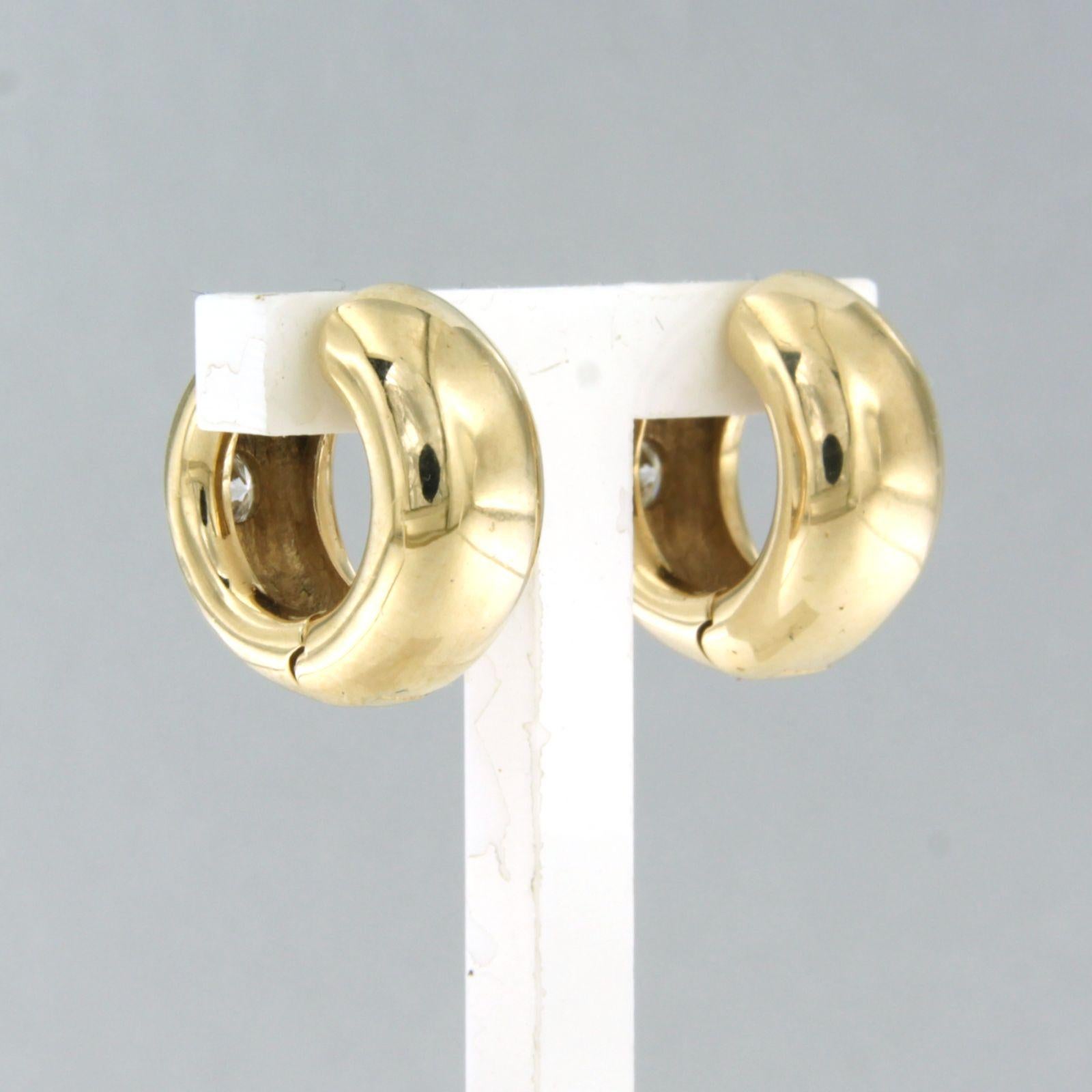 14 Karat Gold Creolen mit Diamanten im Brillantschliff bis zu 0,16 Karat 10,9 Gramm im Angebot 1