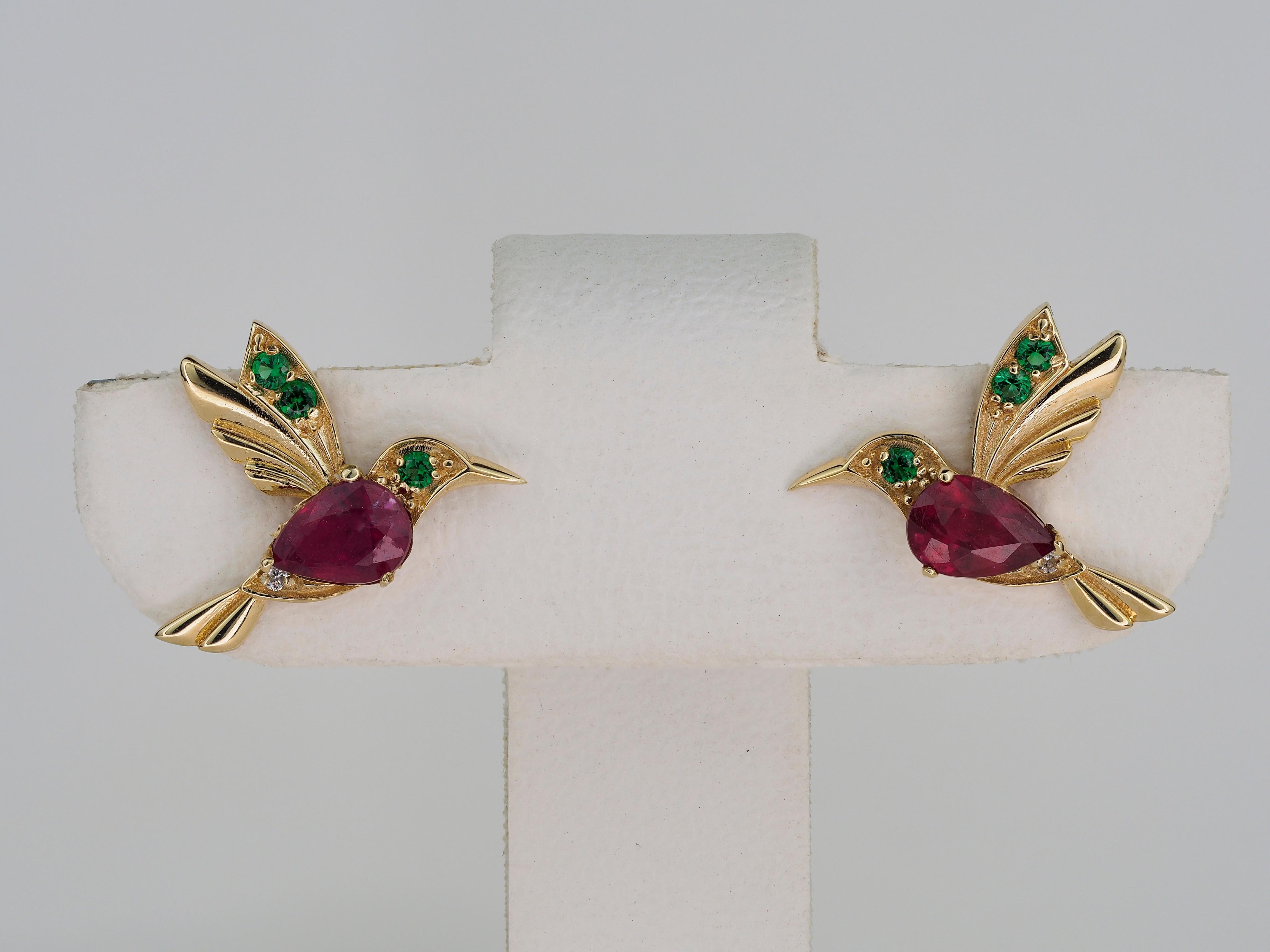 14k Gold Hummingbird Earings Studs with Rubies, Bird Stud Earrings with Gems ! For Sale 3