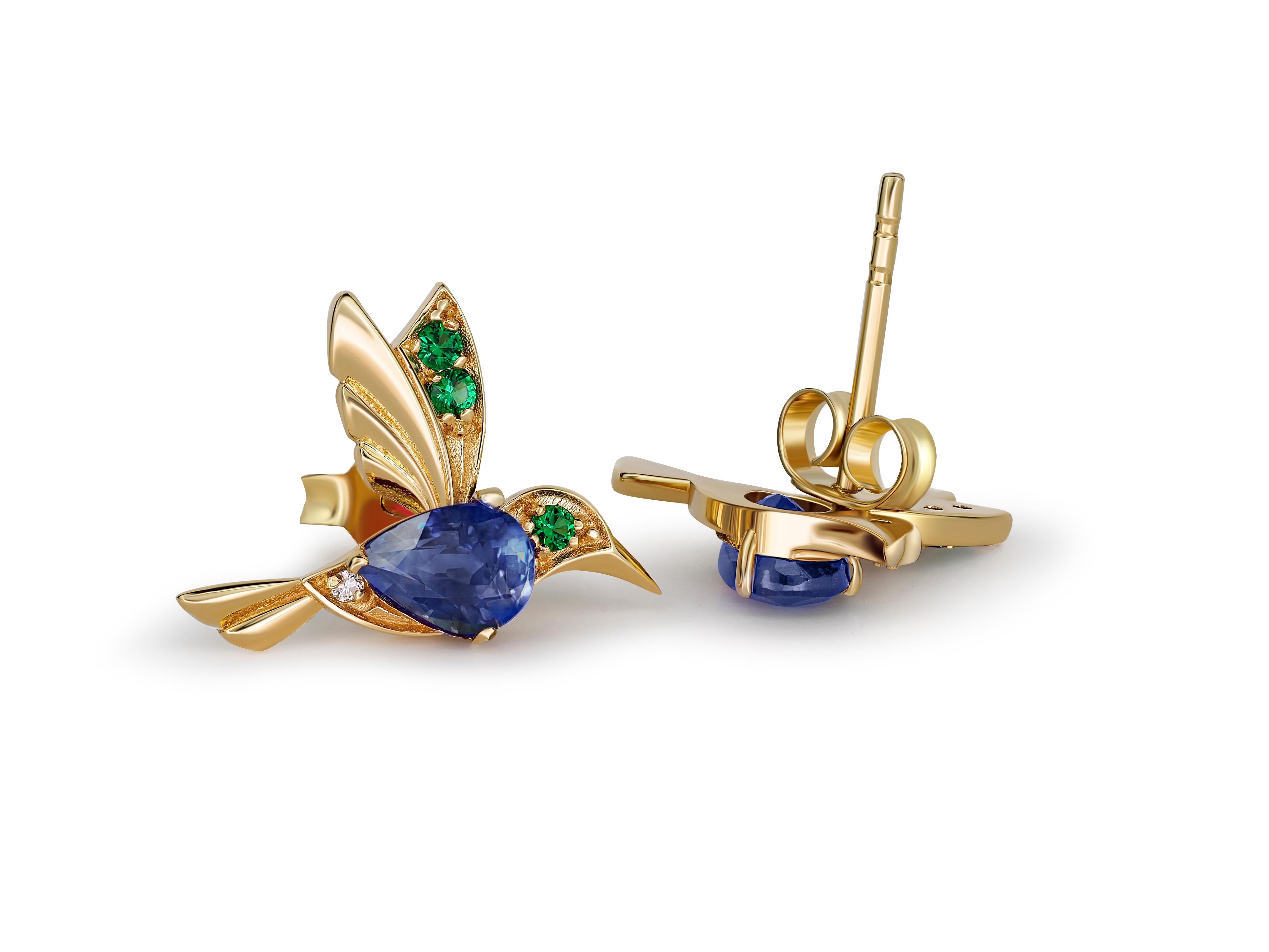 Pear Cut 14k Gold Hummingbird Earings Studs with Sapphires.  For Sale