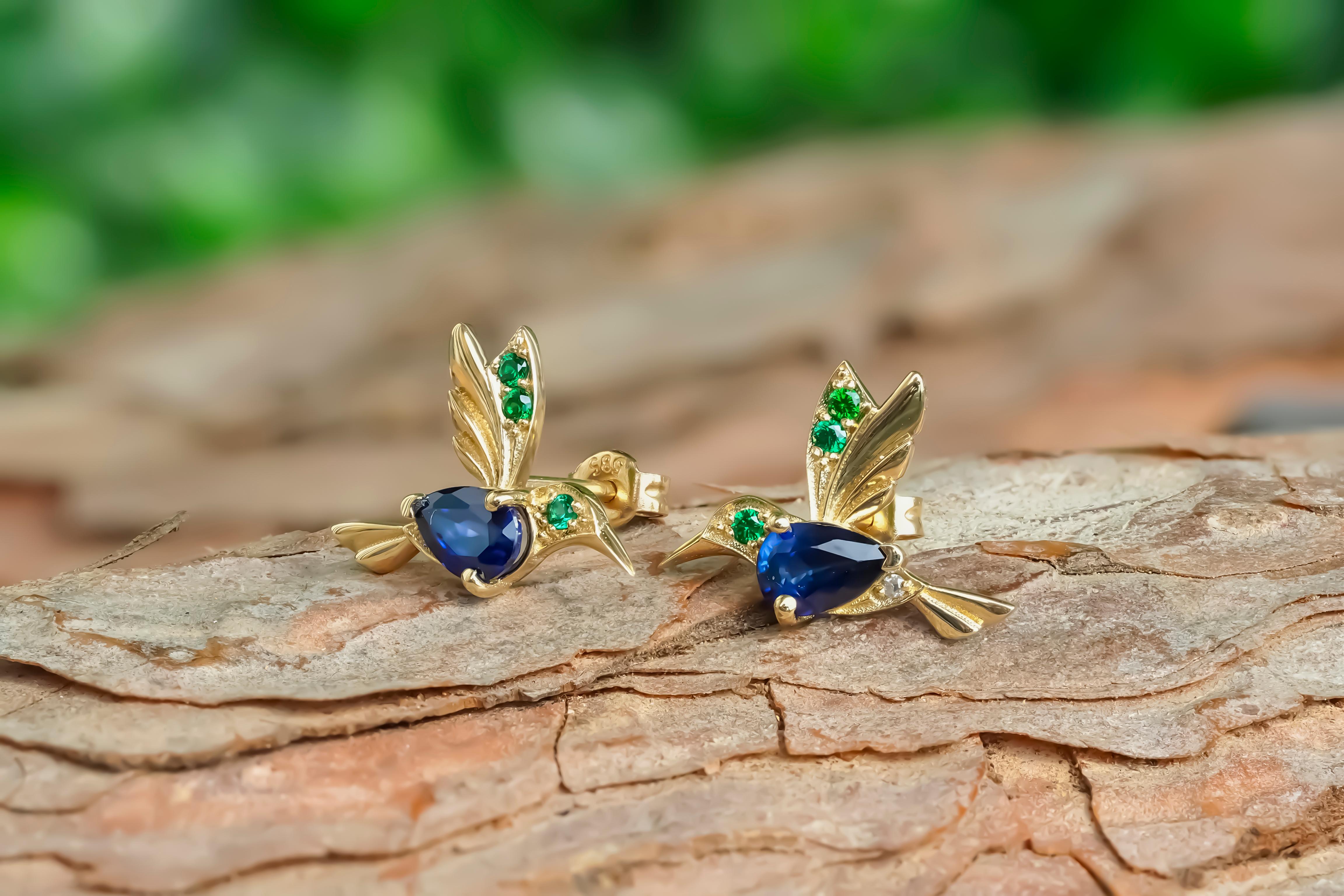 14k Gold Hummingbird Earings Studs with Sapphires ! For Sale 1