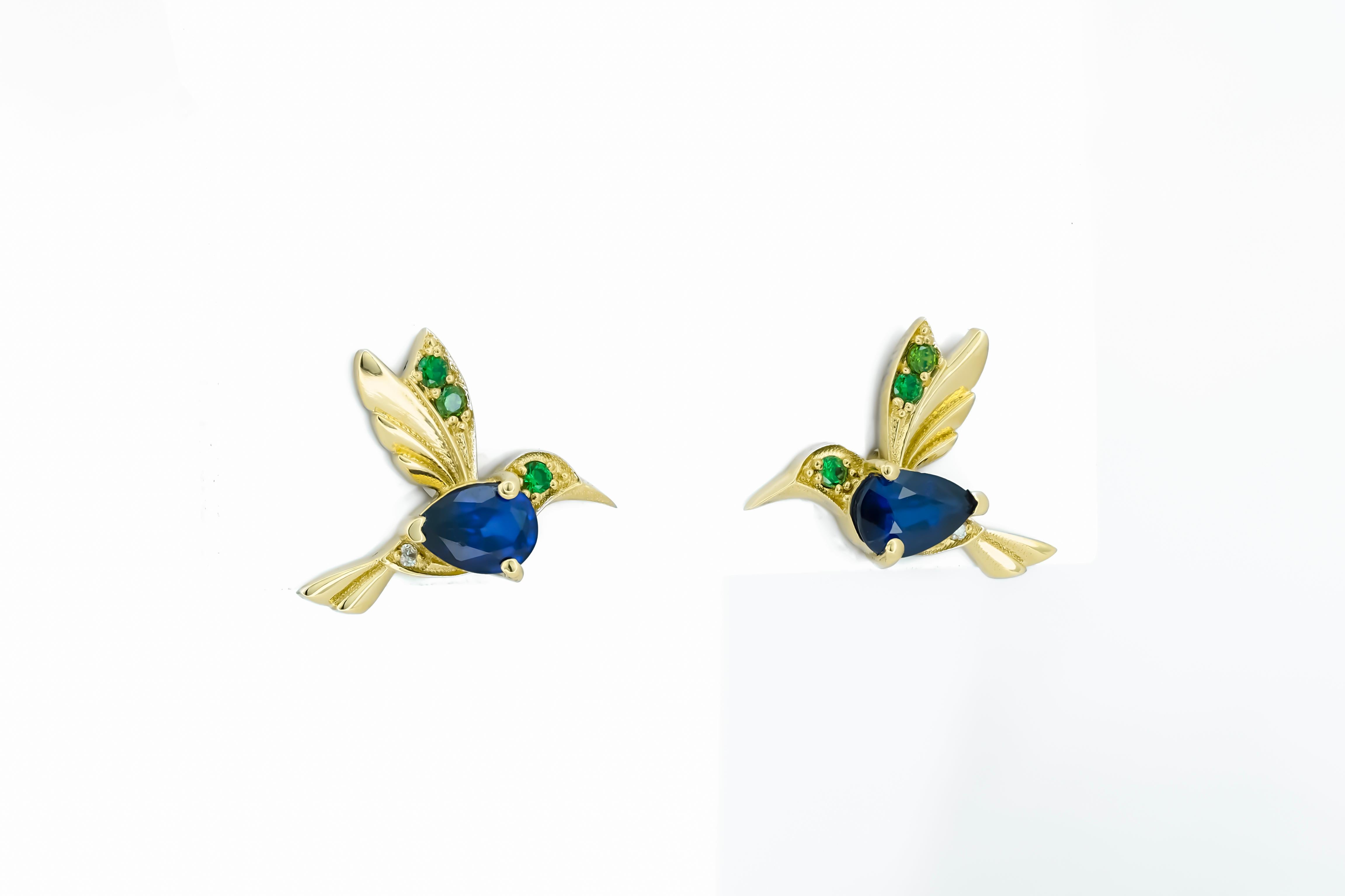 Contemporary 14k Gold Hummingbird Earings Studs with Sapphires ! For Sale