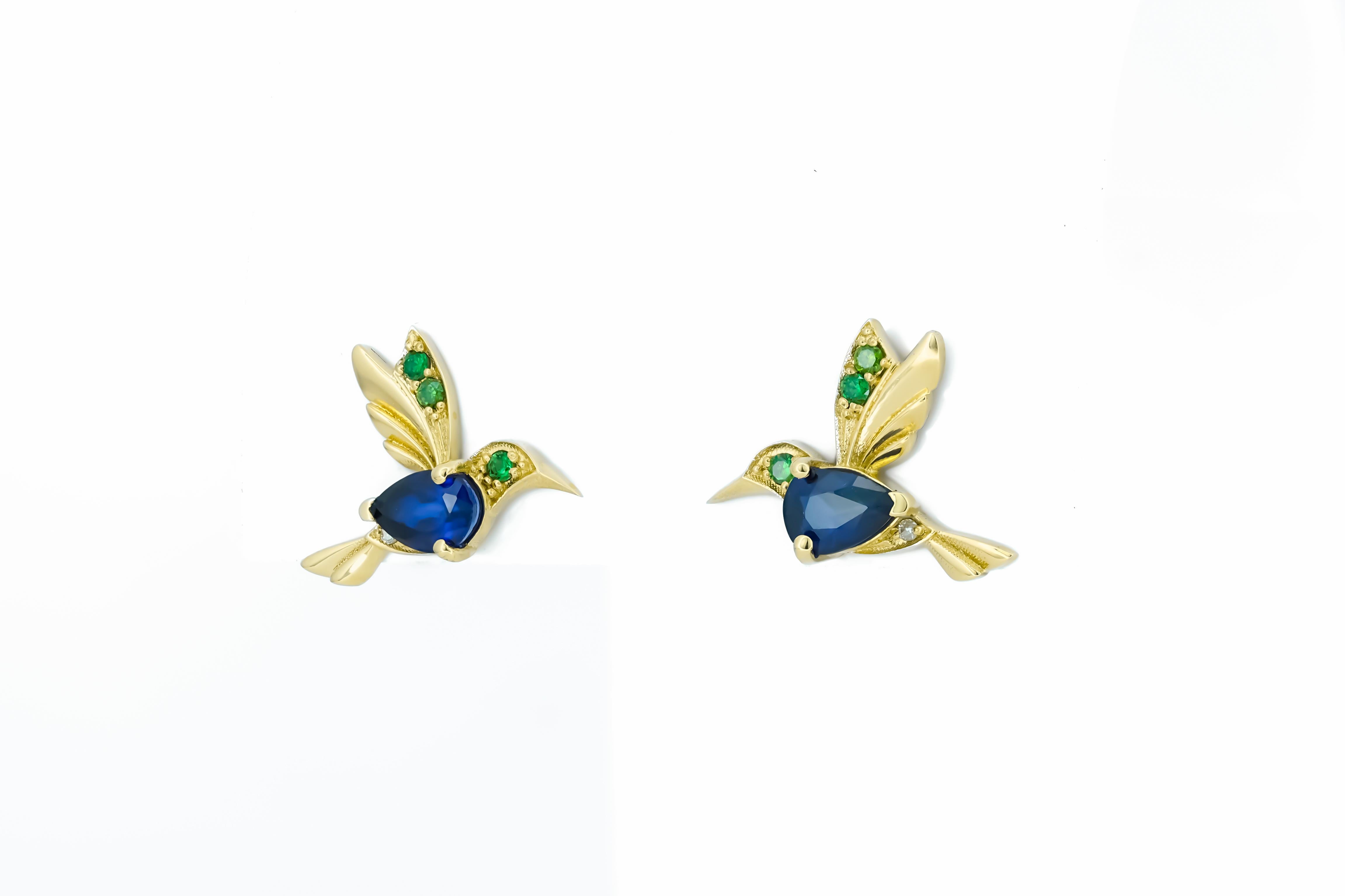 Pear Cut 14k Gold Hummingbird Earings Studs with Sapphires ! For Sale