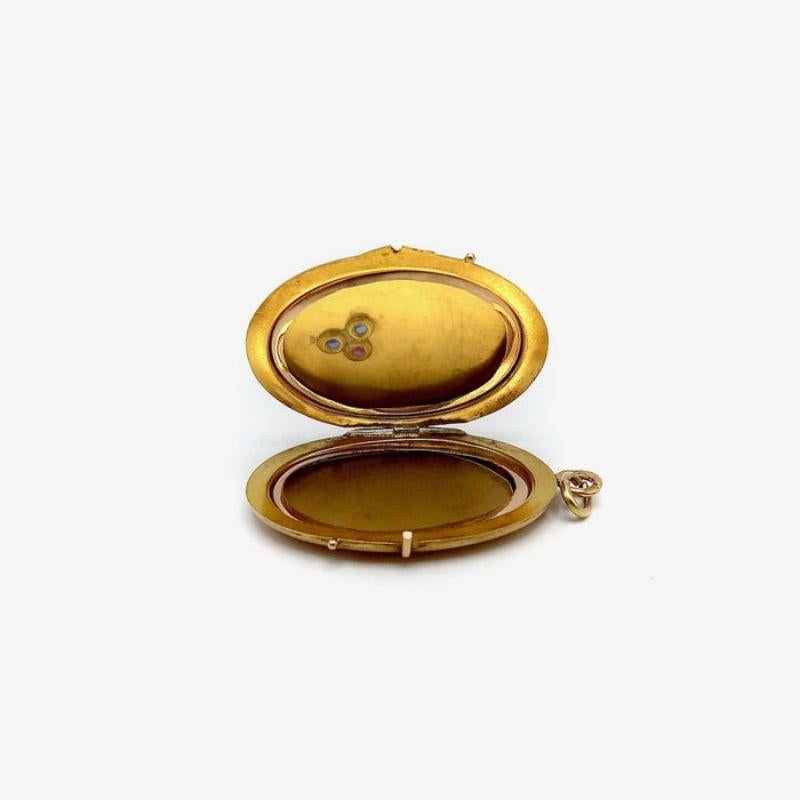 14K Gold Imperial Russian Locket with Rubies & Sapphires, circa 1915 For Sale 1