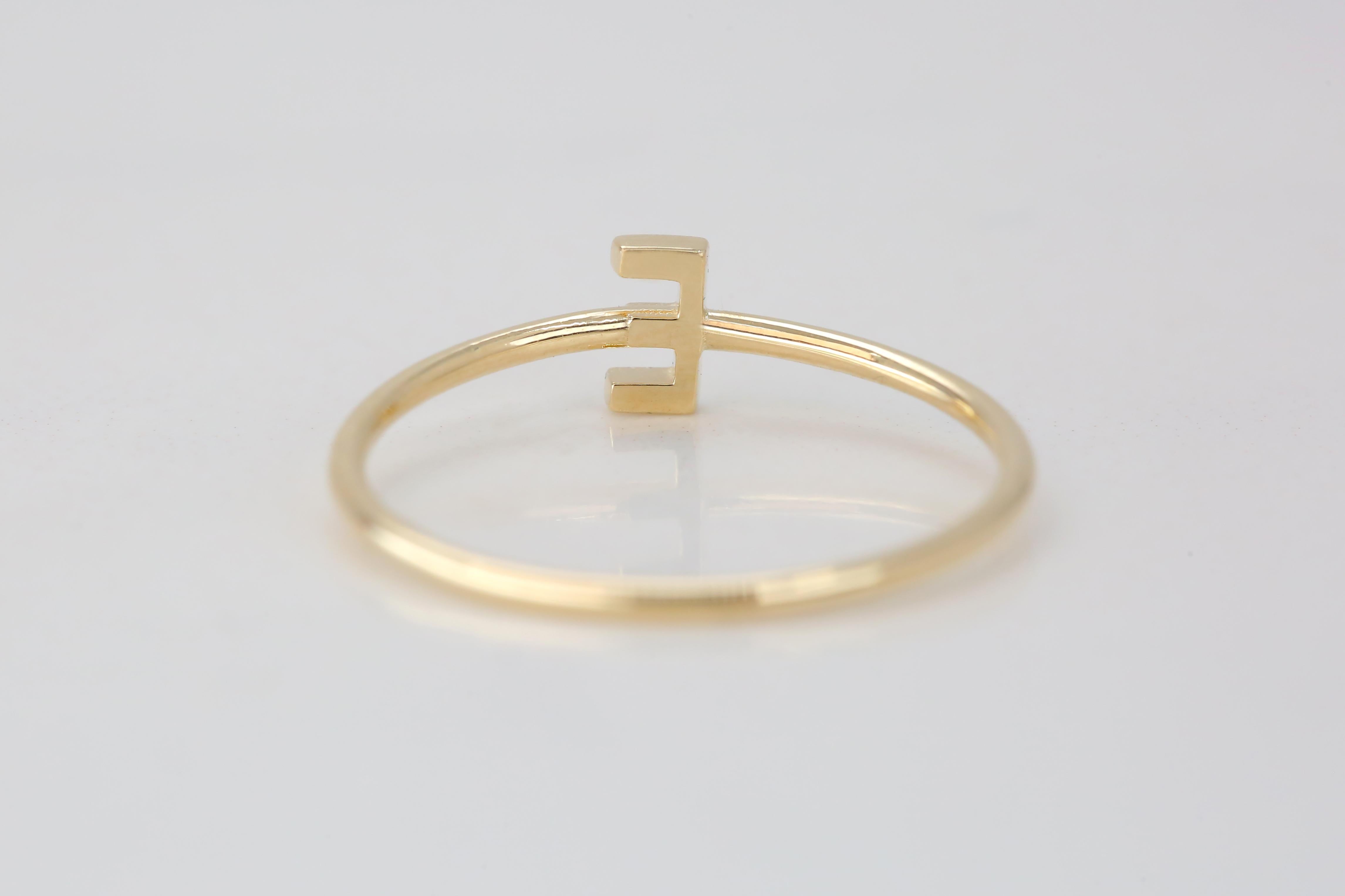 For Sale:  14K Gold Initial E Letter Ring, Personalized Initial Letter Ring 7