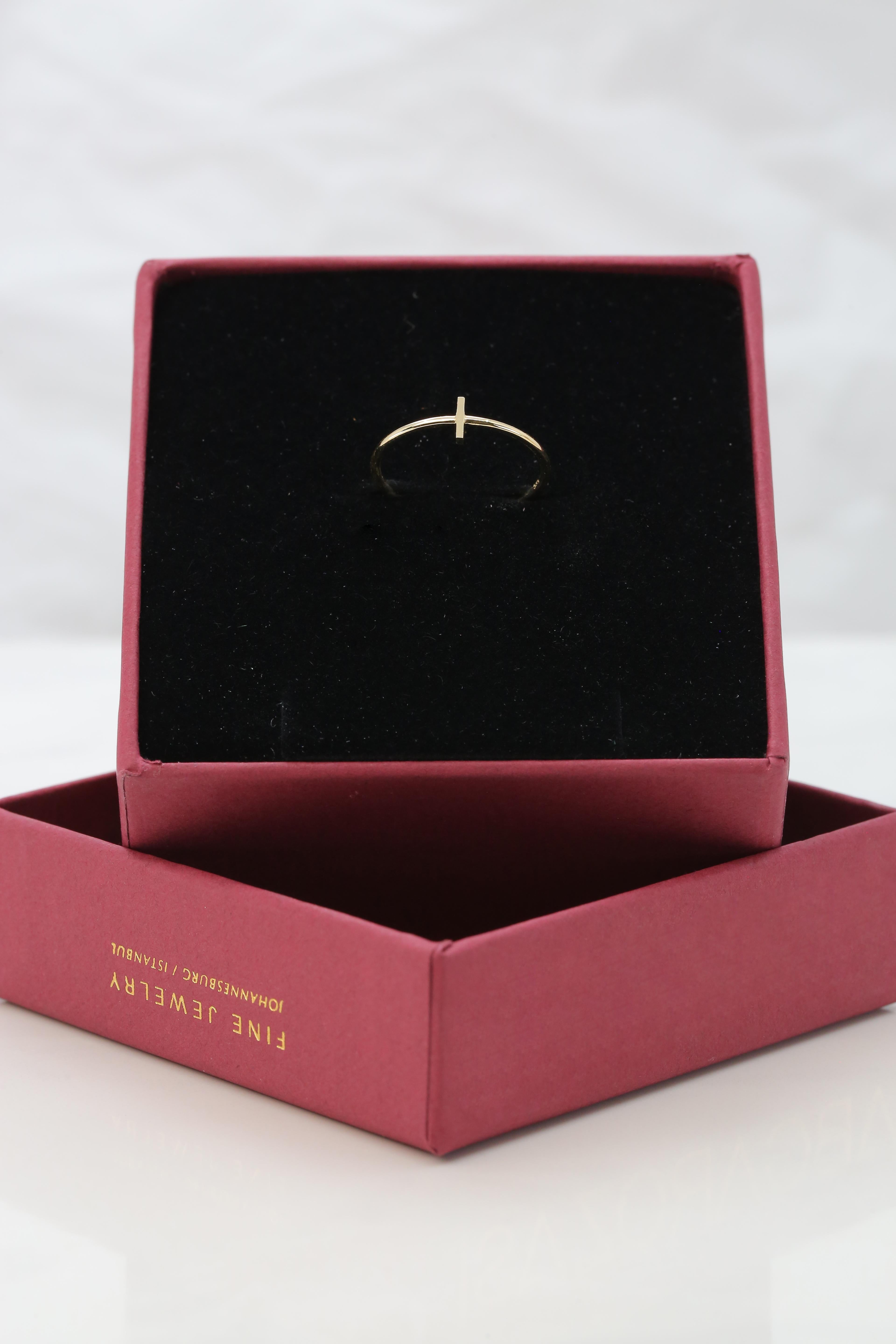 For Sale:  14K Gold Initial I Letter Ring, Personalized Initial Letter Ring 4