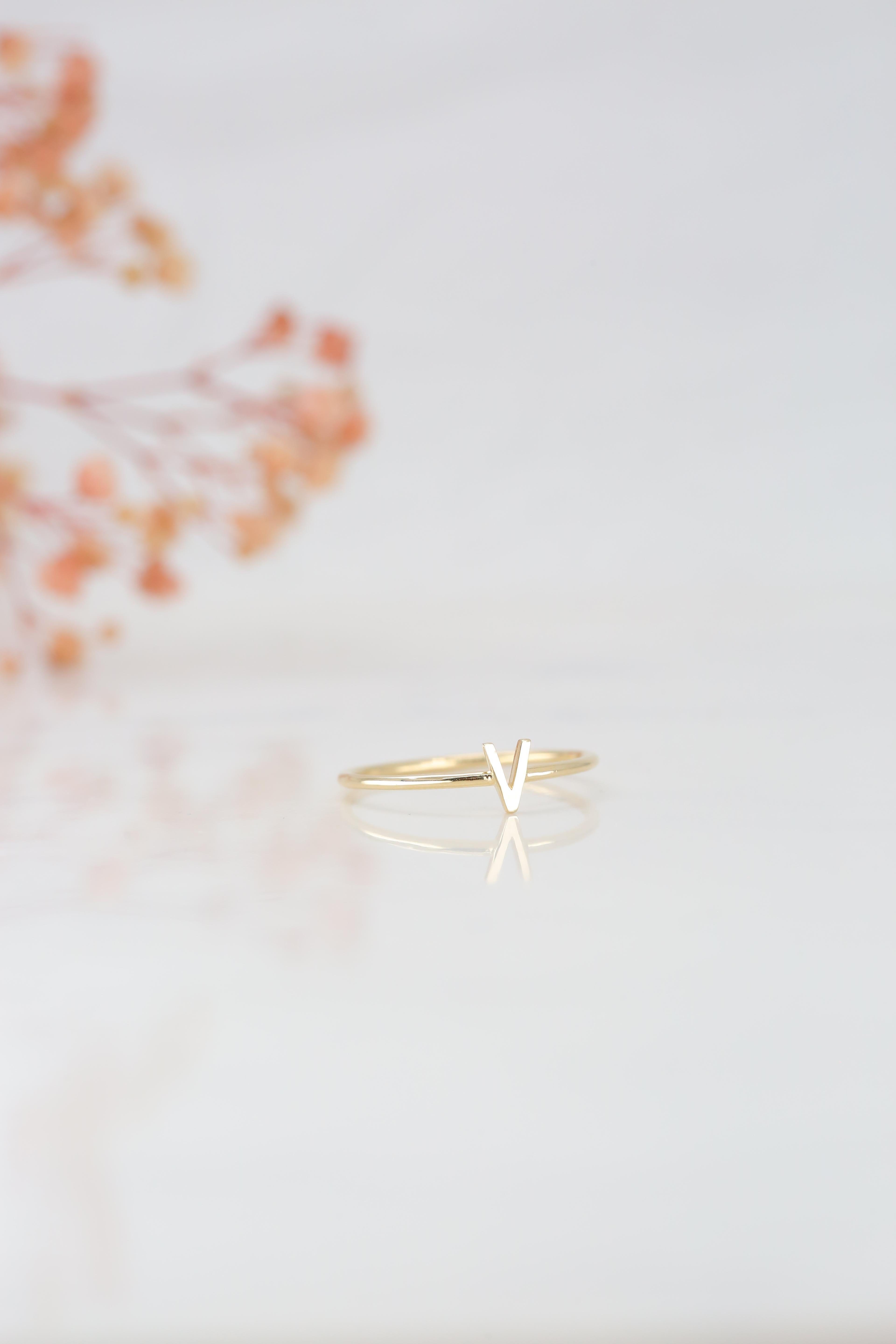 For Sale:  14K Gold Initial V Letter Ring, Personalized Initial Letter Ring 7