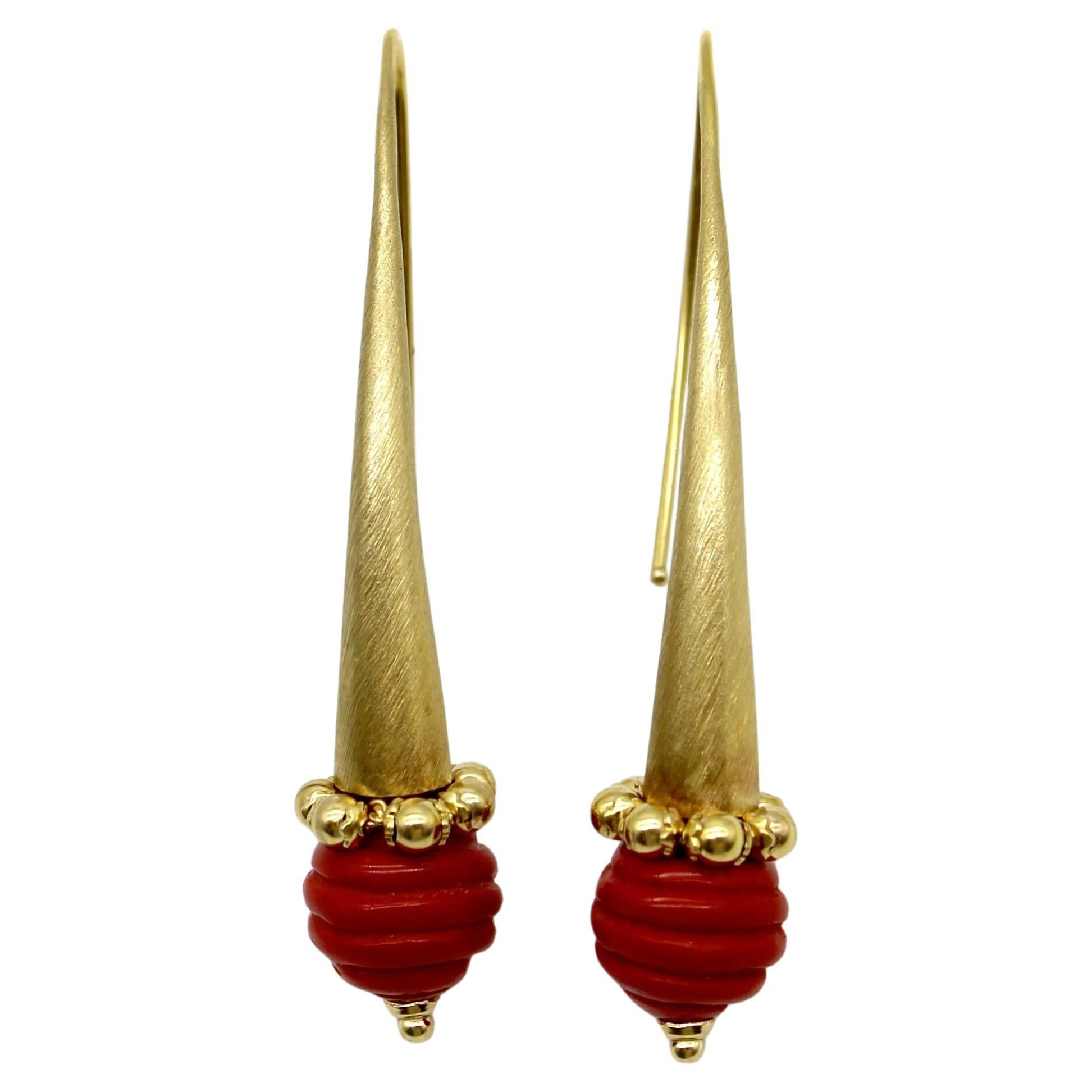 Orecchini pendenti modernisti in oro 14K con sfera di vetro