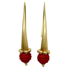 Orecchini pendenti modernisti in oro 14K con sfera di vetro