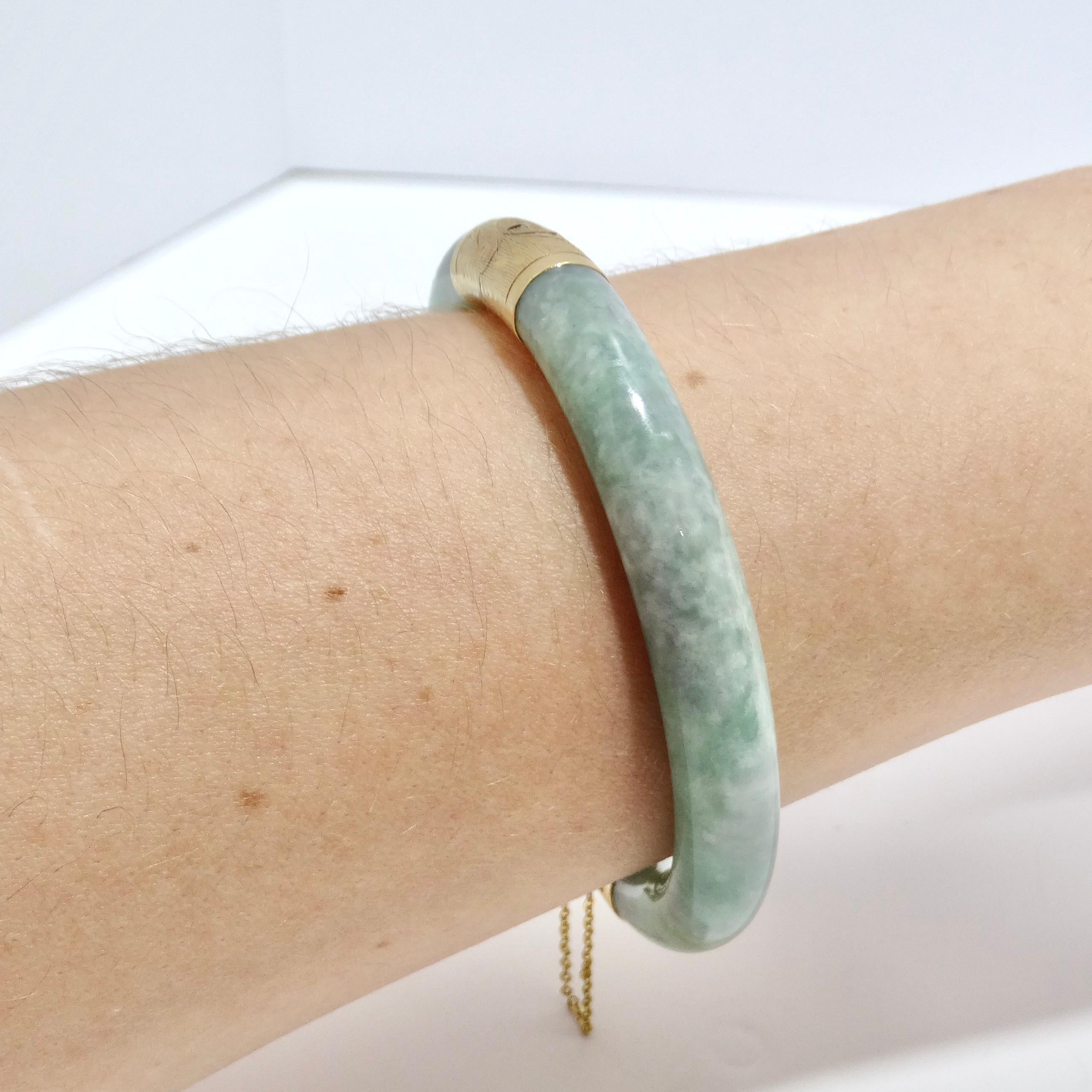 14K Gold Jade Jadeite Hinged Bangle Bracelet For Sale 6