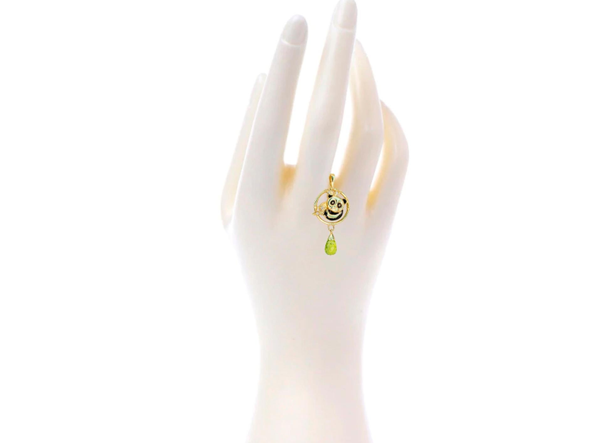 Ciondolo a forma di orso Koala in oro 14k con peridoto e diamanti in vendita 2