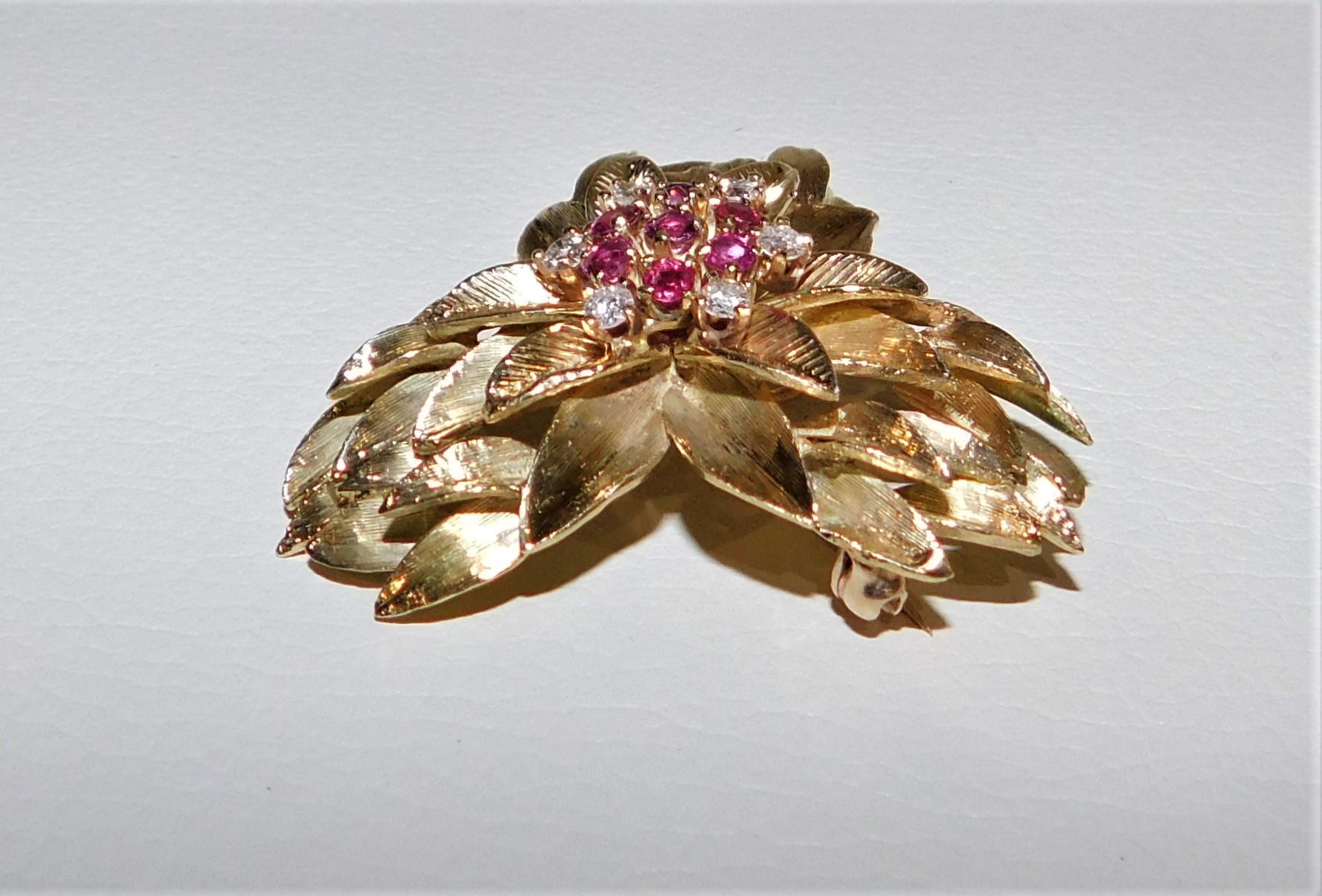 14K Gold Lady's Floral Design Brooch/Pendant with Cut 7 Rubies and 6 Diamonds In Good Condition For Sale In Hamilton, Ontario