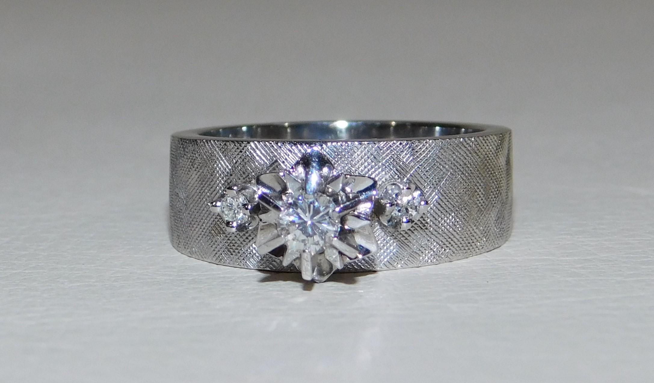 14-Karat Gold Lady's White Gold Three Stone Diamond Ring For Sale 3