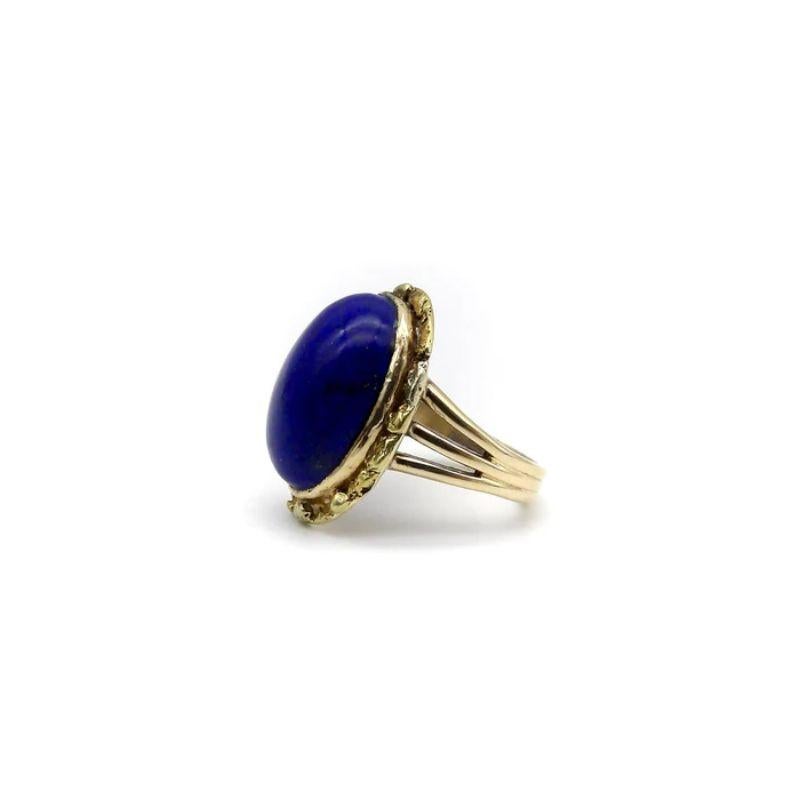 Bague pépite en or 14K avec cabochon en lapis, circa Mid-Century Bon état - En vente à Venice, CA