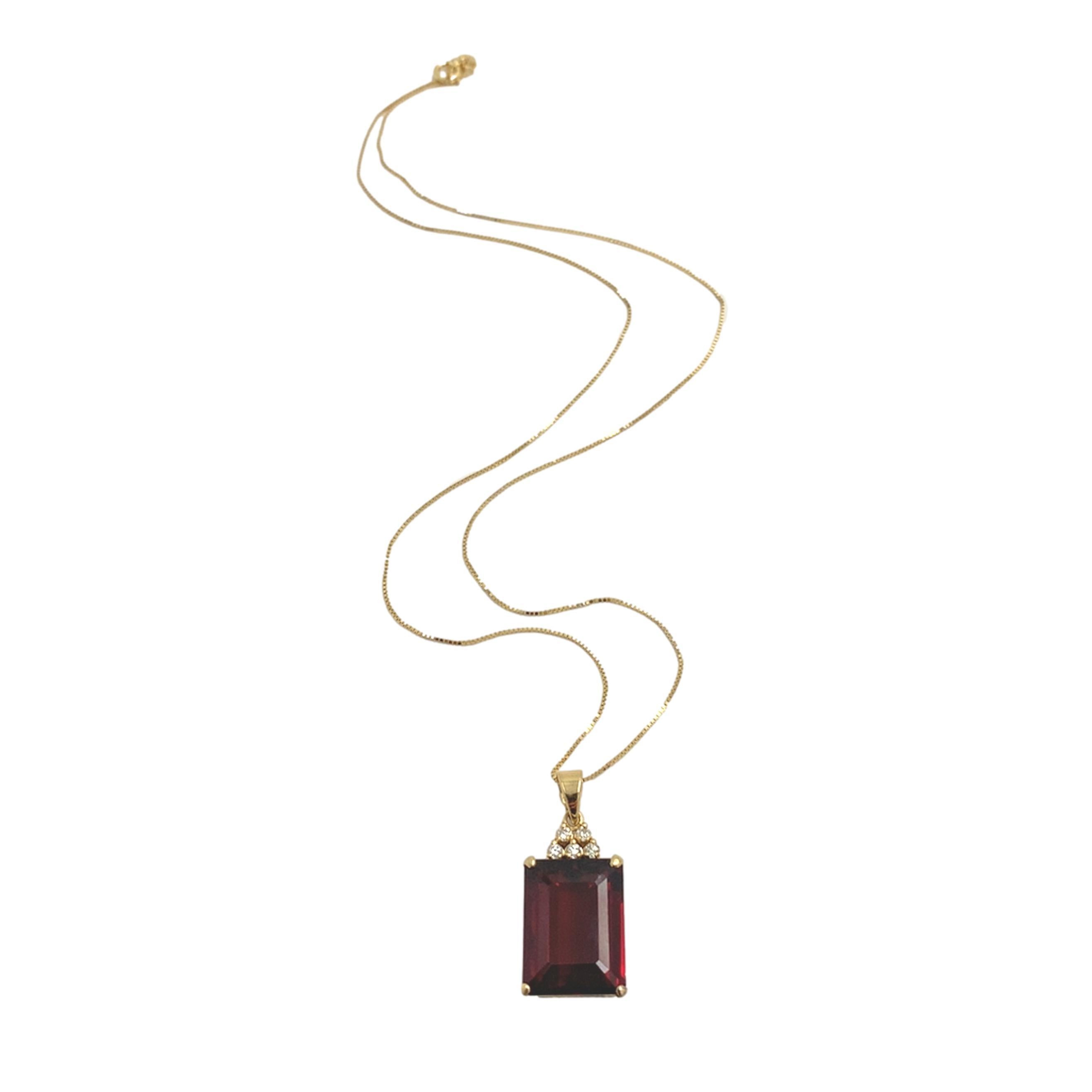 Taille émeraude Pendentif en or 14K avec grenat taille émeraude et diamant de 13 carats et chaîne de 18