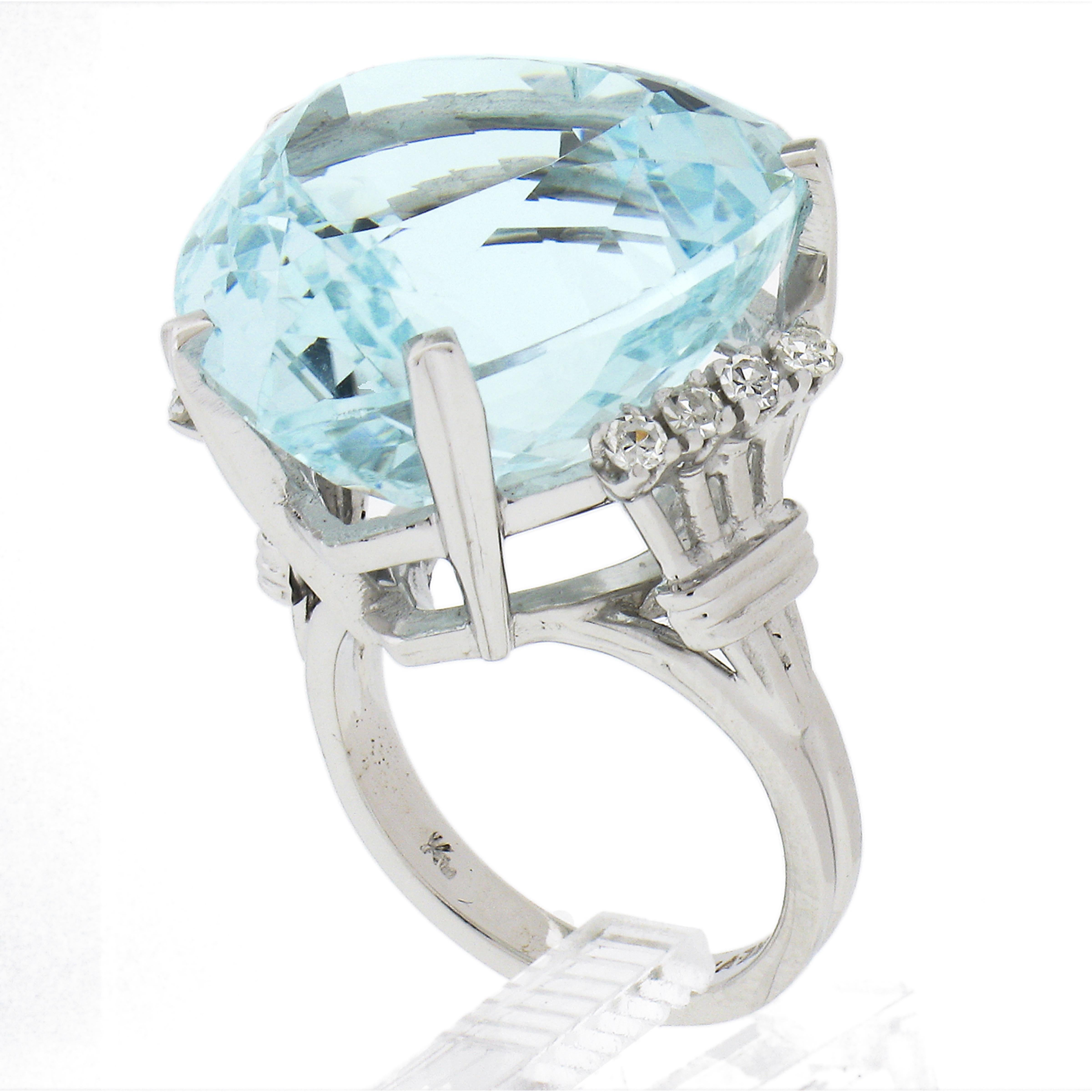 14k Gold Large GIA Graded 30ctw Heart Aquamarine 0.20ctw Diamond Cocktail Ring For Sale 4