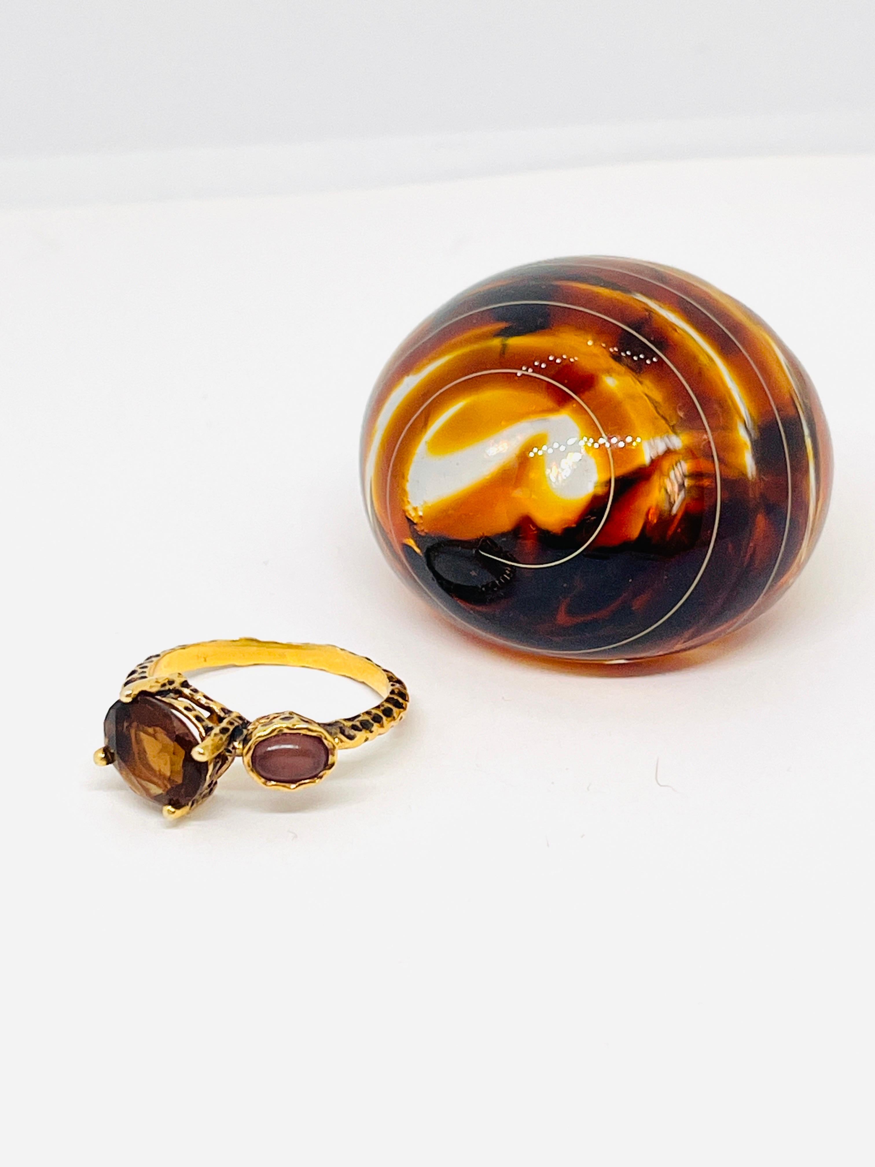 Bague en or 14K à texture léopard avec tourmaline et œil de tigre violet, taille 10 en vente 6