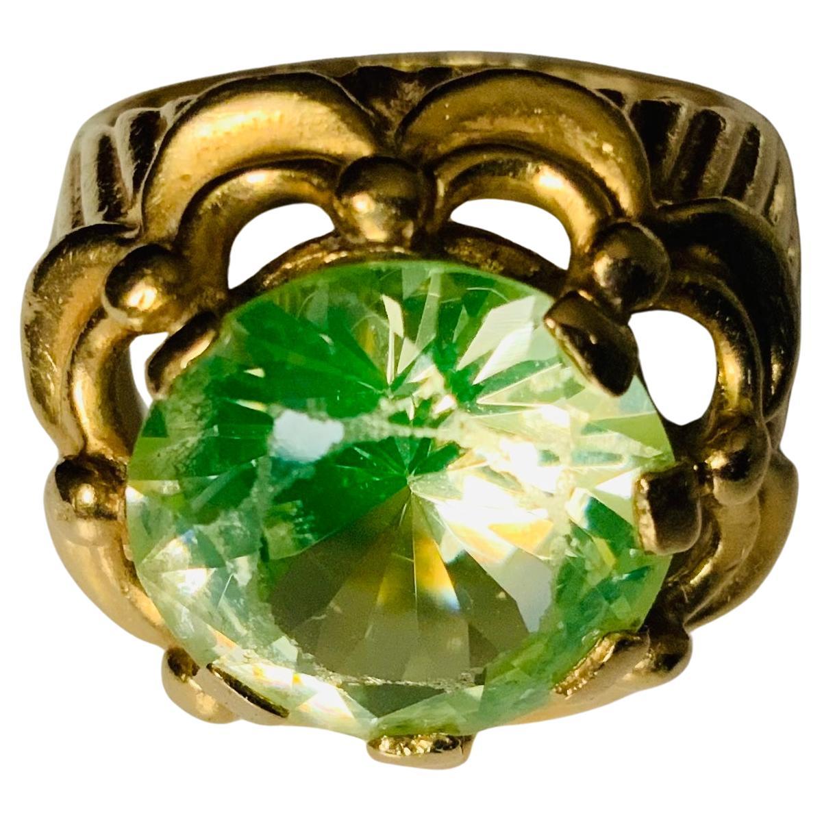 14K Gold Light Green Zircon Cocktail Ring For Sale