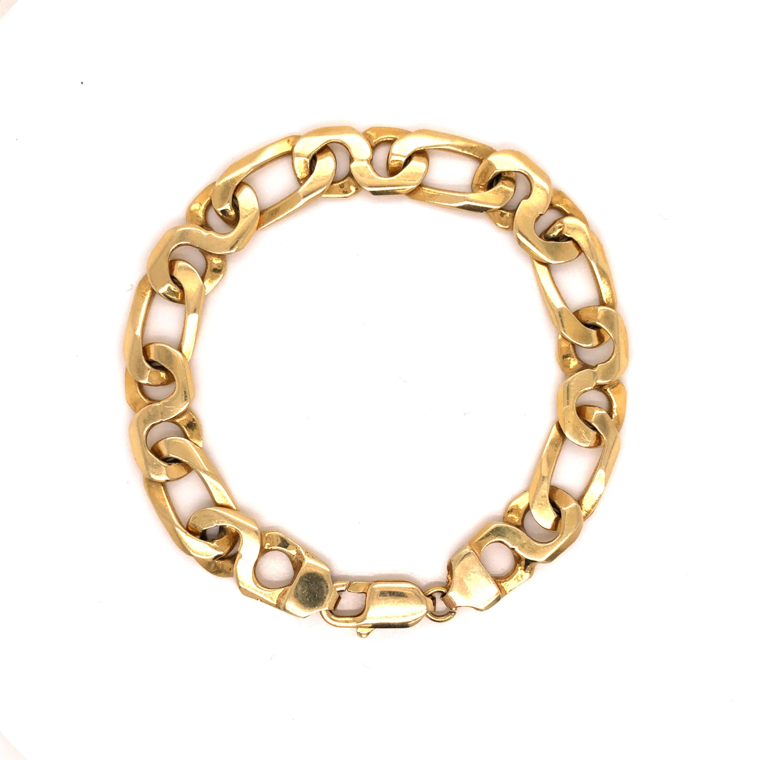 14 Karat Gold Link Bracelet In Good Condition For Sale In New York, NY