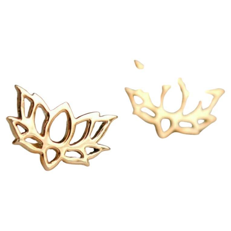 Art Deco 14k Gold Lotus Earring Tiny Lotus Studs Everyday Dainty Stud Yoga Earring Gift.  For Sale