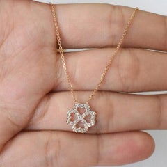 Collana con diamanti con trifoglio fortunato in oro 14k Collana con trifoglio delicato