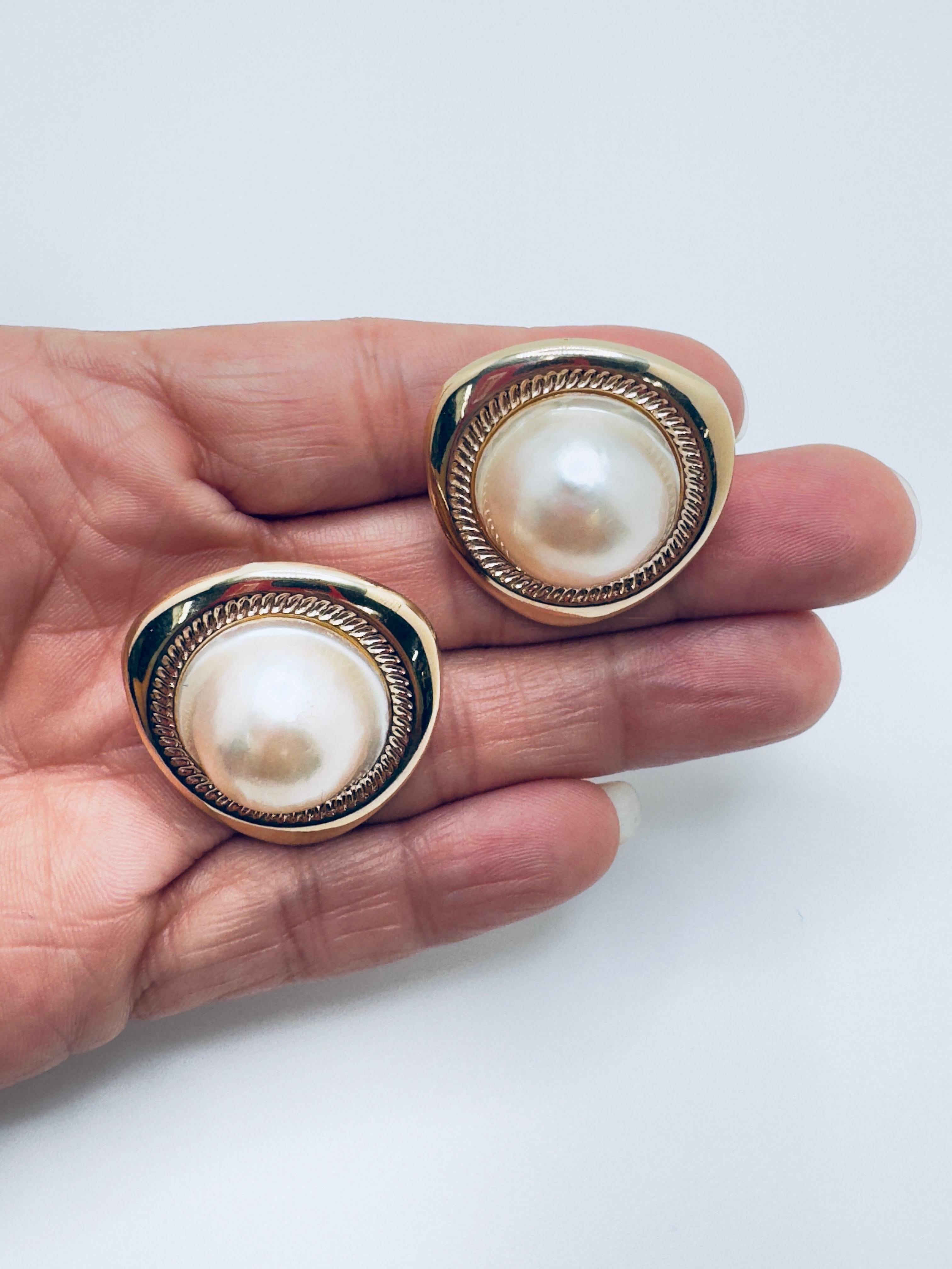 14K Gold Mabe Pearl Omega Back Earrings, 18mm For Sale 1