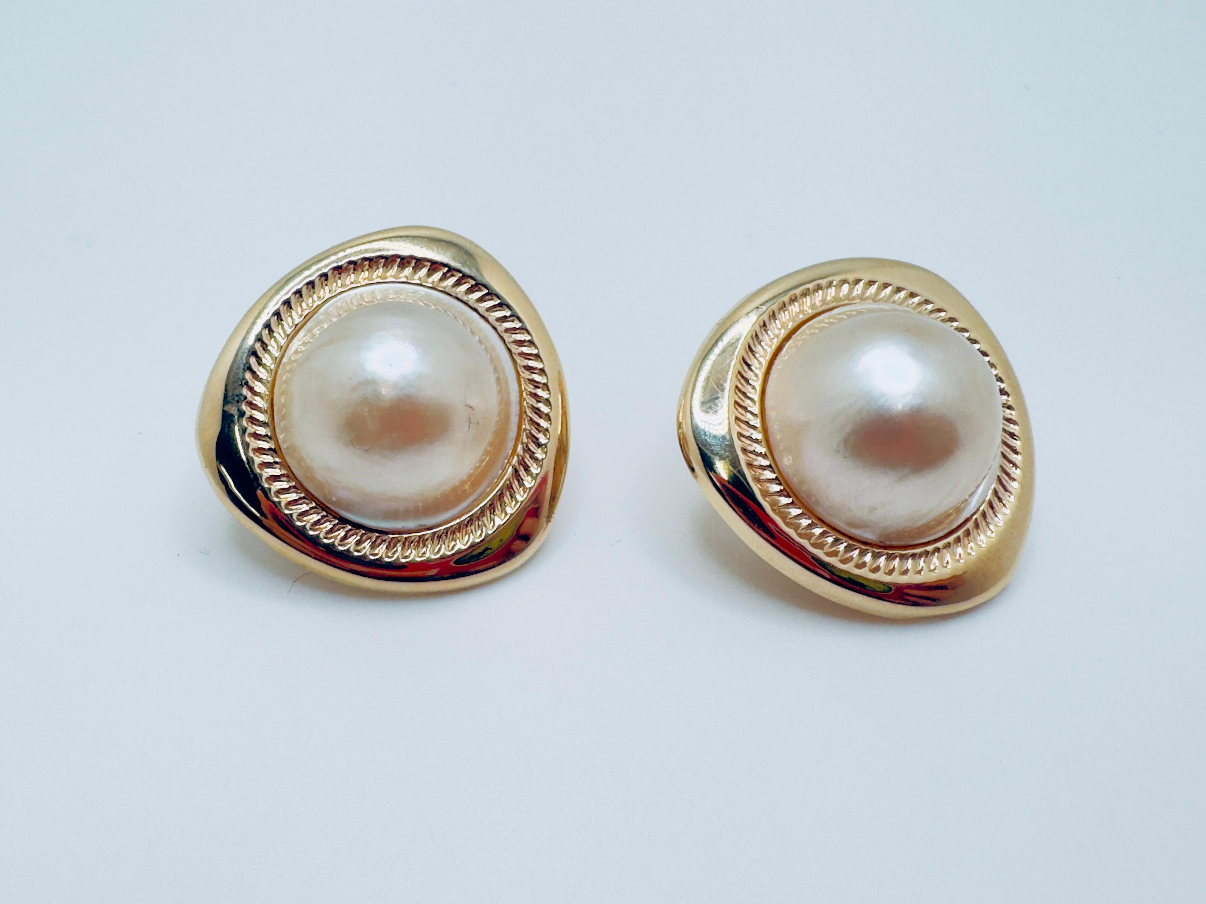 14K Gold Mabe Pearl Omega Back Earrings, 18mm For Sale 2