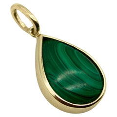 Pendentif en or 14K en forme de poire en malachite 