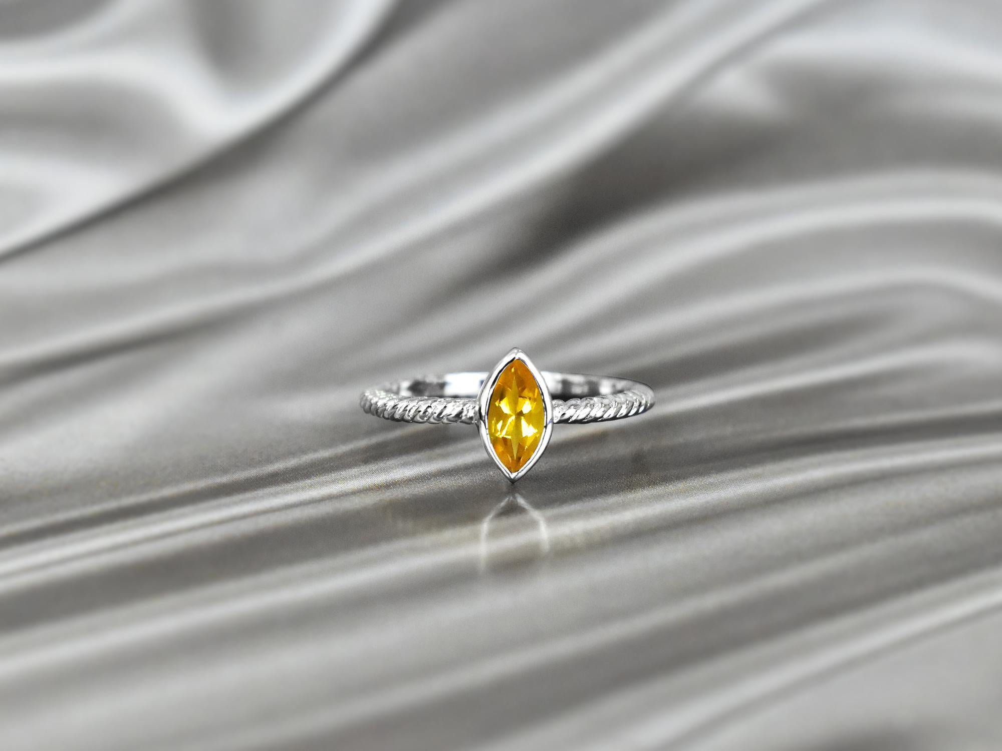 Im Angebot: 14k Gold Marquise 8x4 mm Marquise-Edelsteinring mit Marquise-Schliff () 6