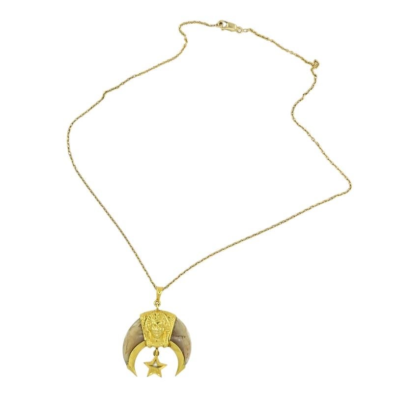14k Gold Masonic Knight Templar Claw Pendant & 18k Gold Chain In Good Condition In Beverly Hills, CA