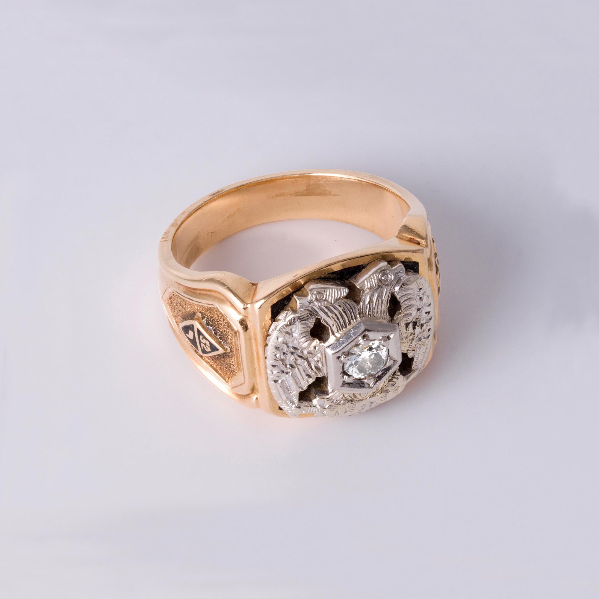 Rétro Anello massonico in oro 14K  Testa di aquila doppia  Diamante vecchio taglio europeo da 0,18 carati  Vi in vendita