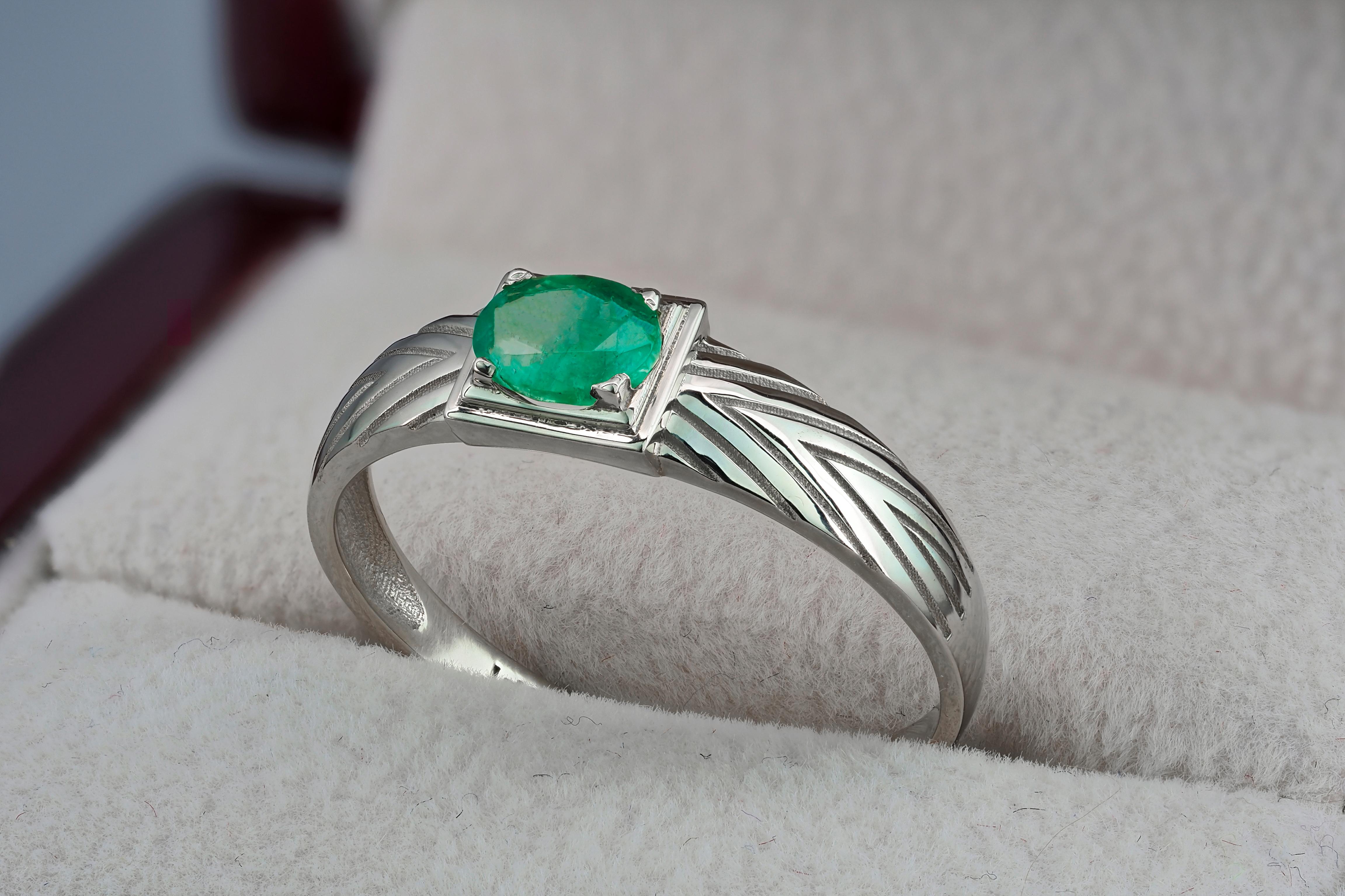 For Sale:  14K Gold Mens Ring with Emerald 5